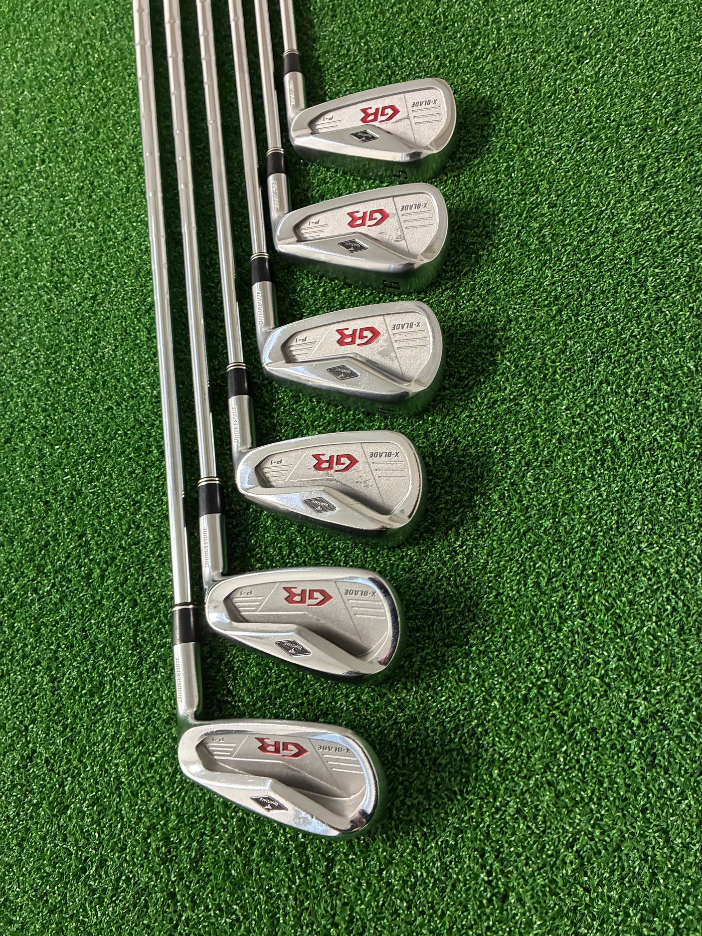 Bridgestone Tour Stage X-Blade GR P-1 5-PW (Stiff)