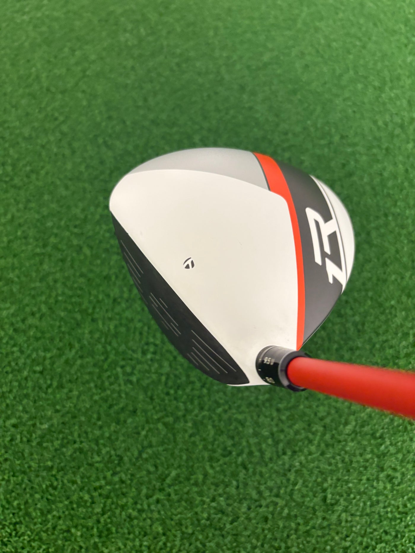 Taylormade R1 1 Wood (Stiff)