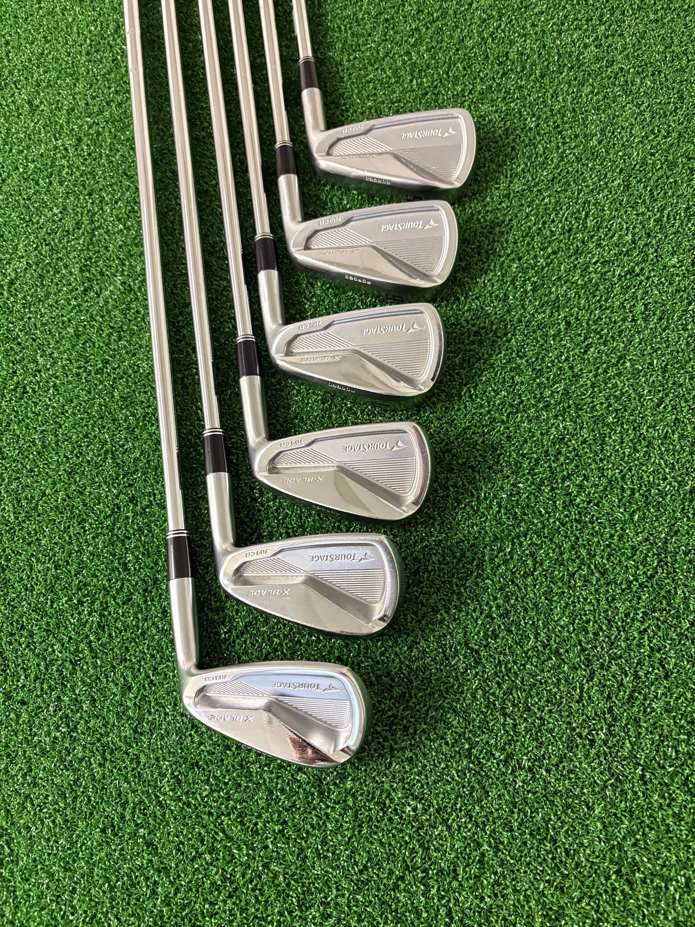 Bridgestone Tour Stage X-Blade 709CB 5-PW (Stiff)