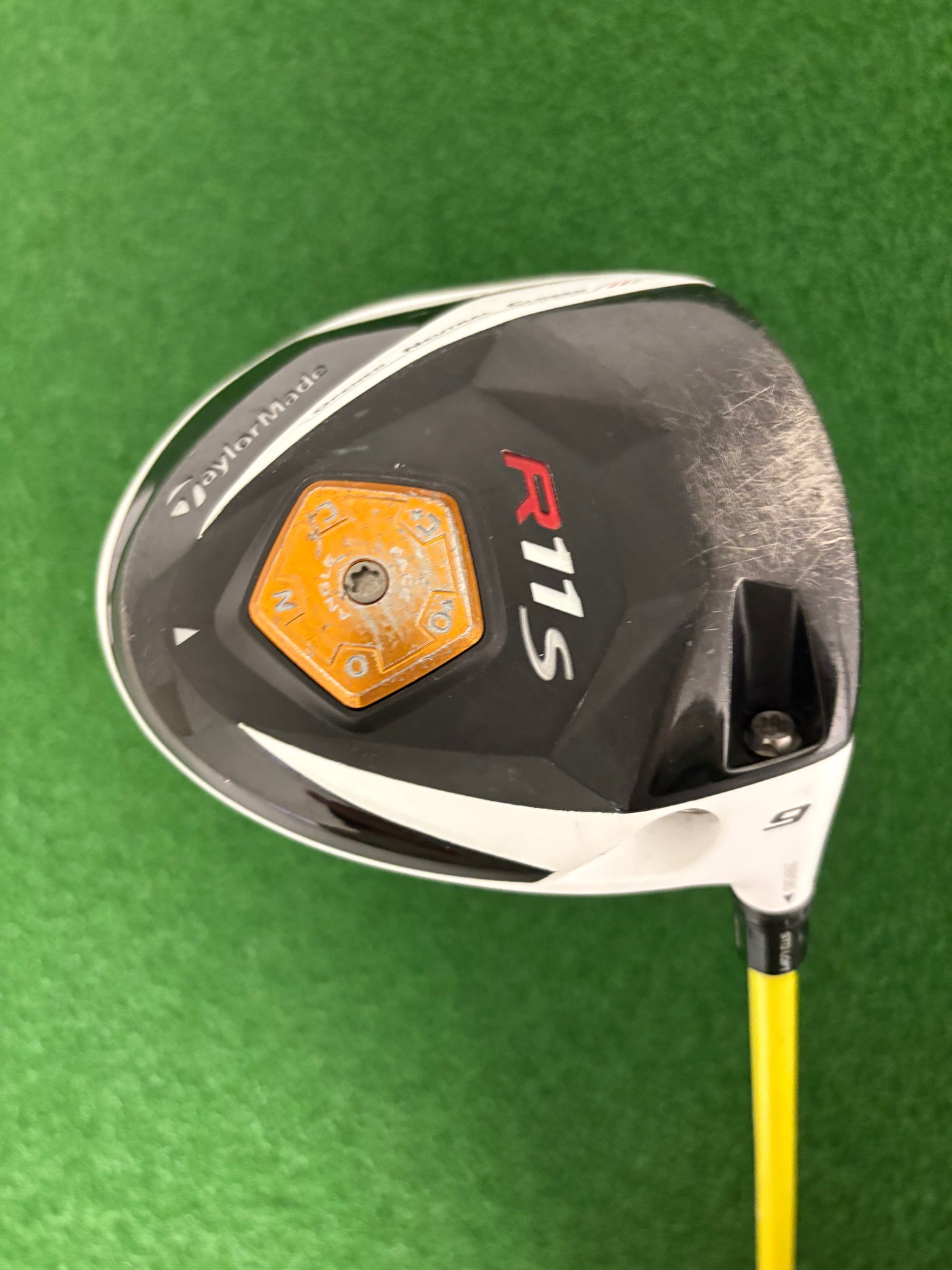 Taylormade R11S 9.0* (Stiff)
