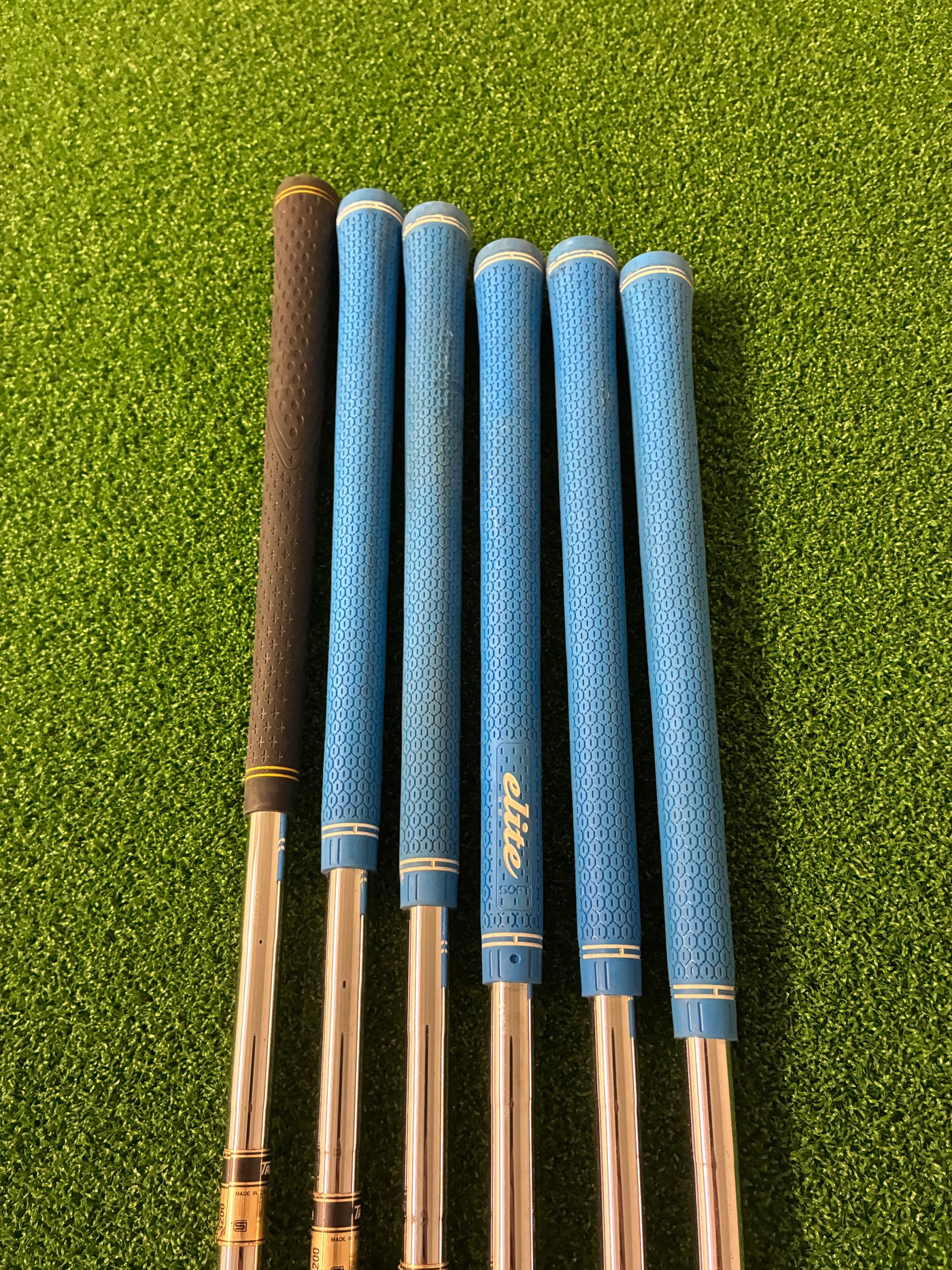 Bridgestone Tour Stage X-Blade 703 5-PW (Stiff)