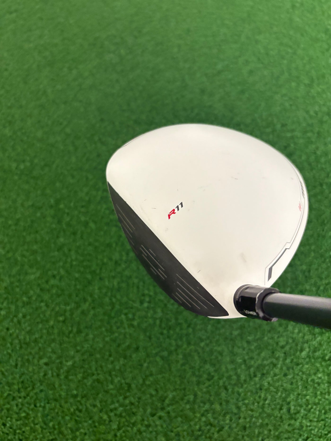 Taylormade R11S 10.5* (Stiff)