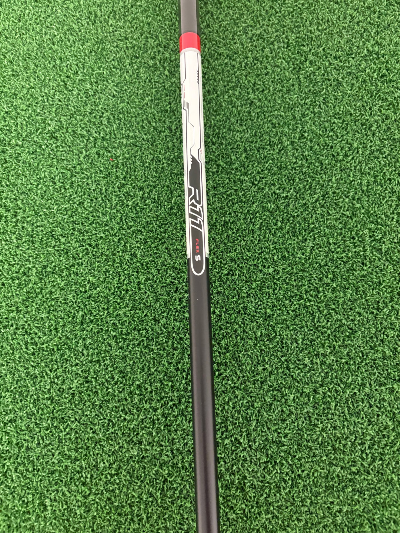 Taylormade R11 10.5* (Stiff)