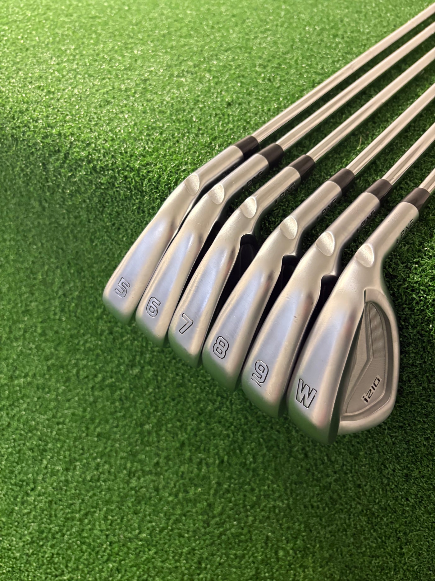 Ping i210 5-PW. (Stiff/Regular)