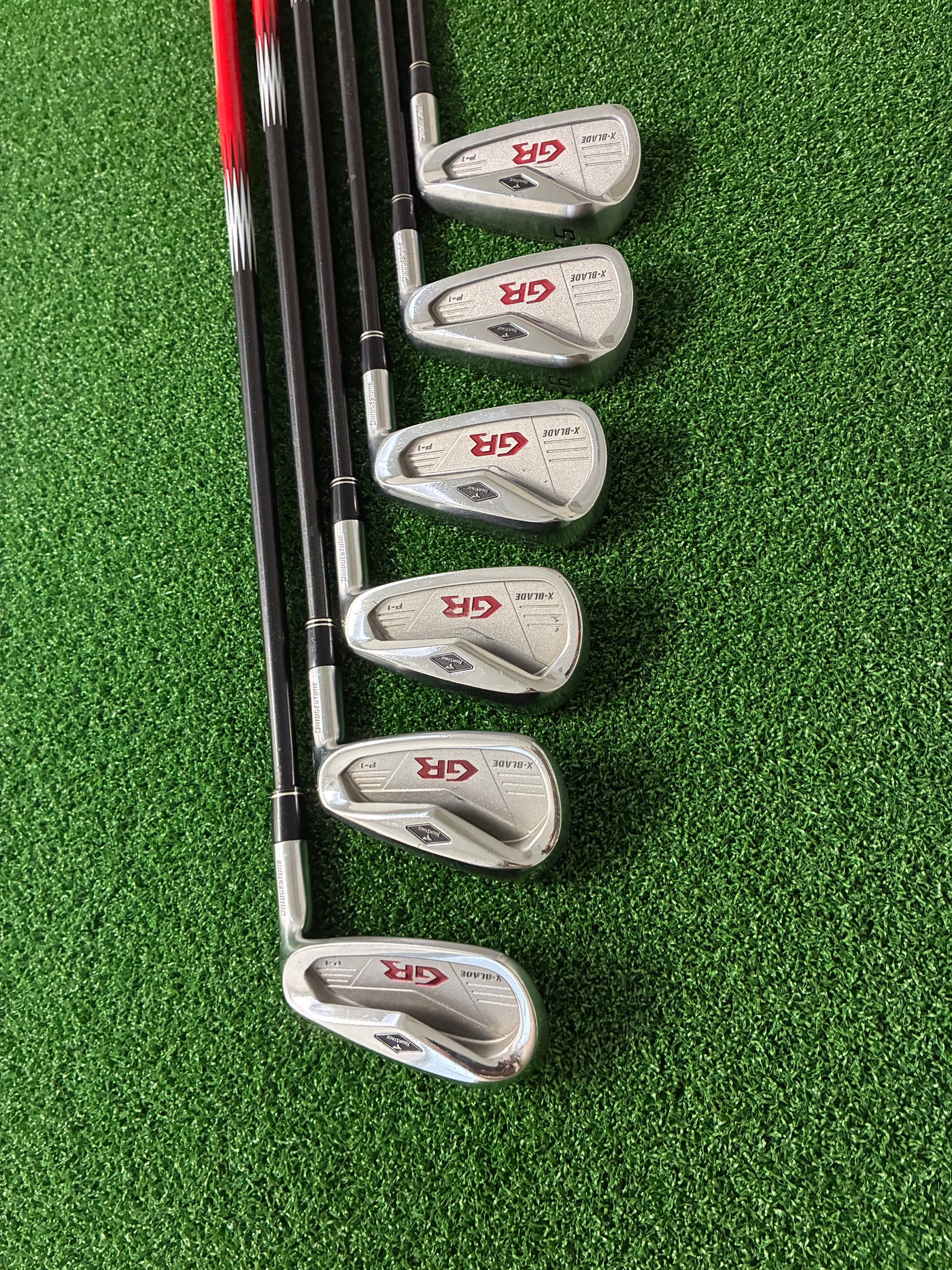Bridgestone Tour Stage X-Blade GR P-1 5-PW (Stiff)