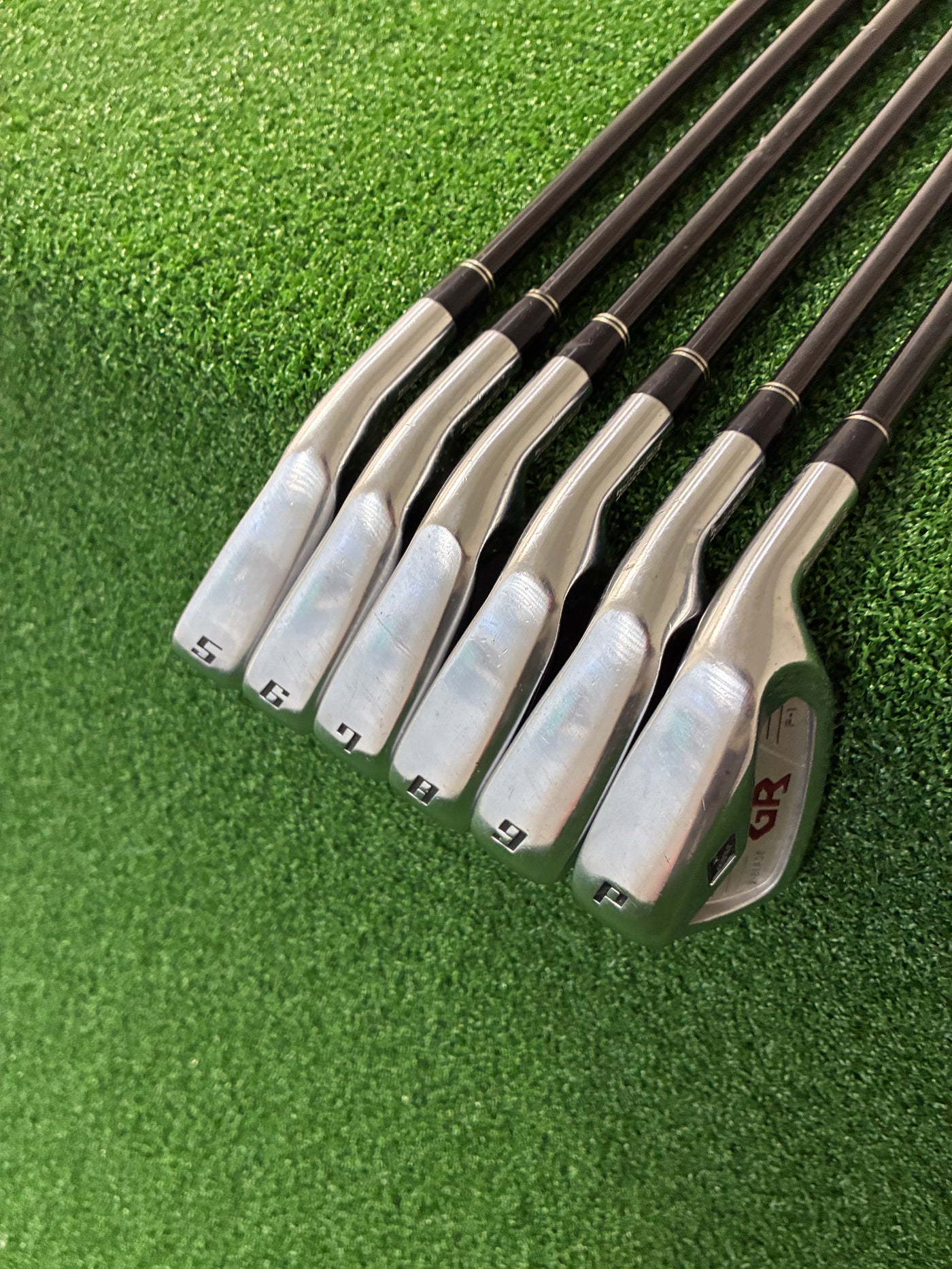 Bridgestone Tour Stage X-Blade GR P-1 5-PW (Stiff)