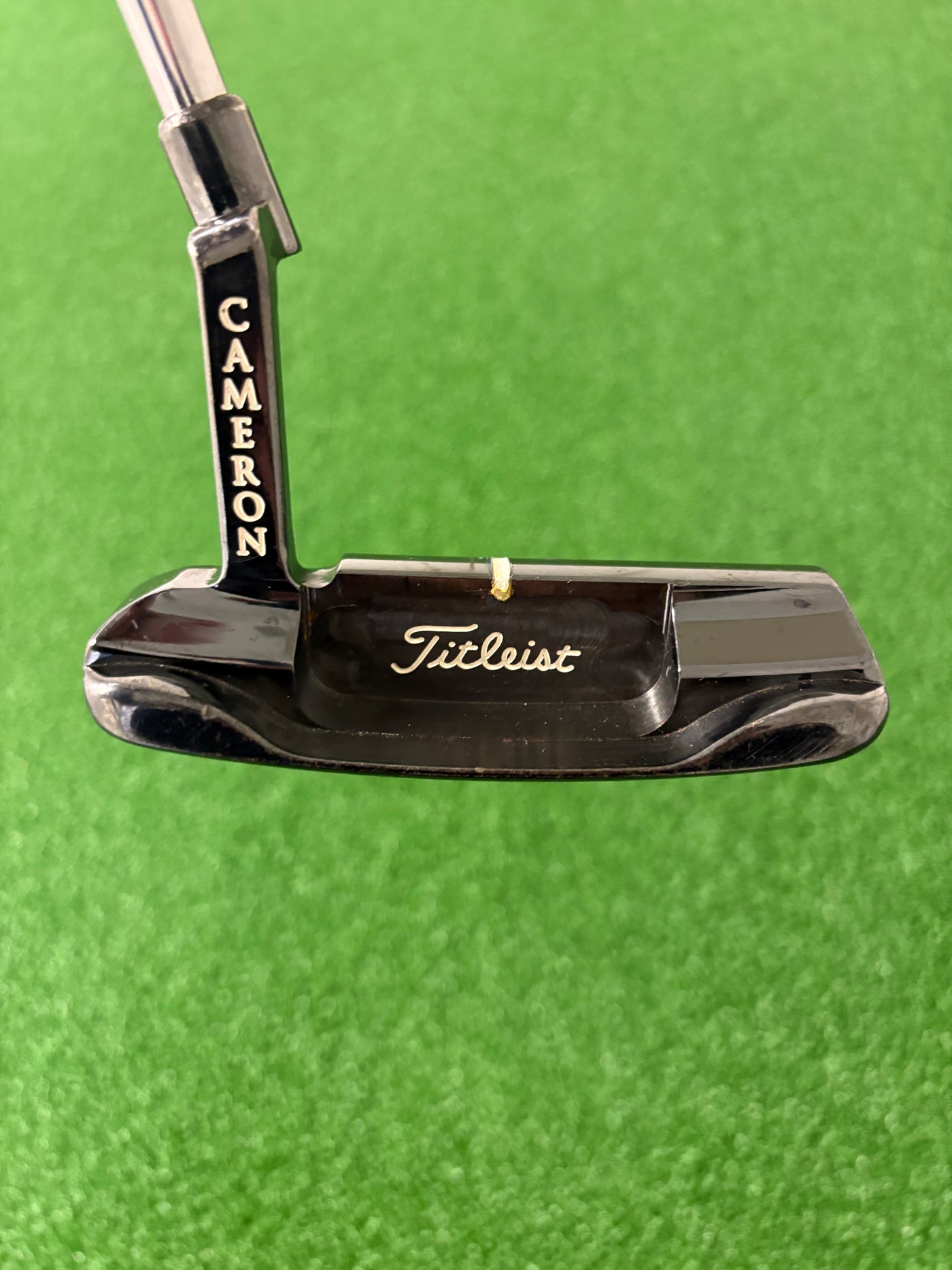 Scotty Cameron Newport (33")