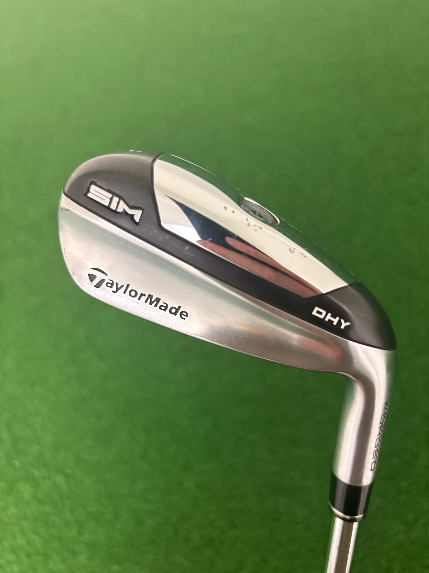Taylormade Sim DHY 22* 4 Utility Iron (Stiff)