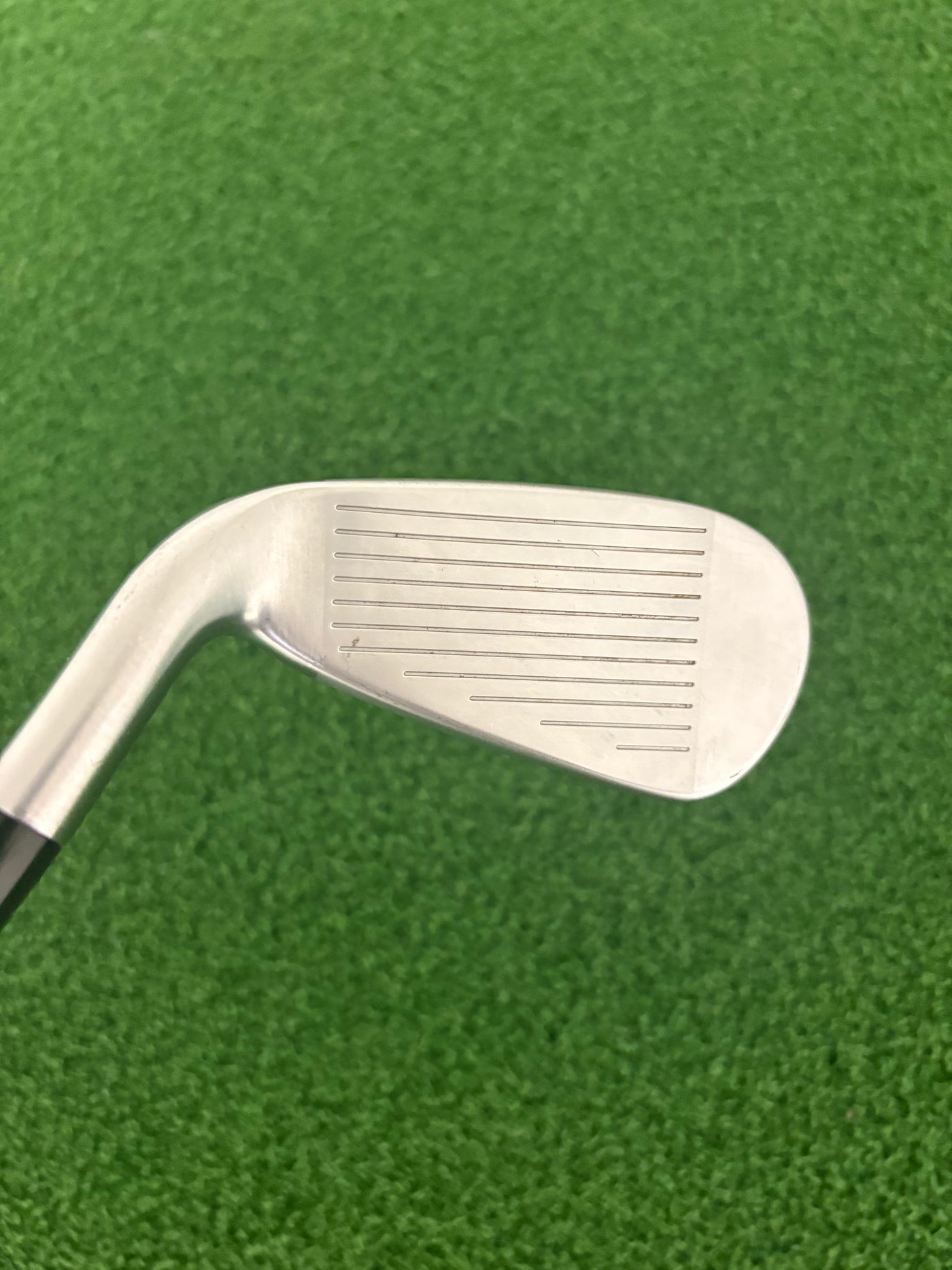 Taylormade Sim DHY 22* 4 Utility Iron (Stiff)
