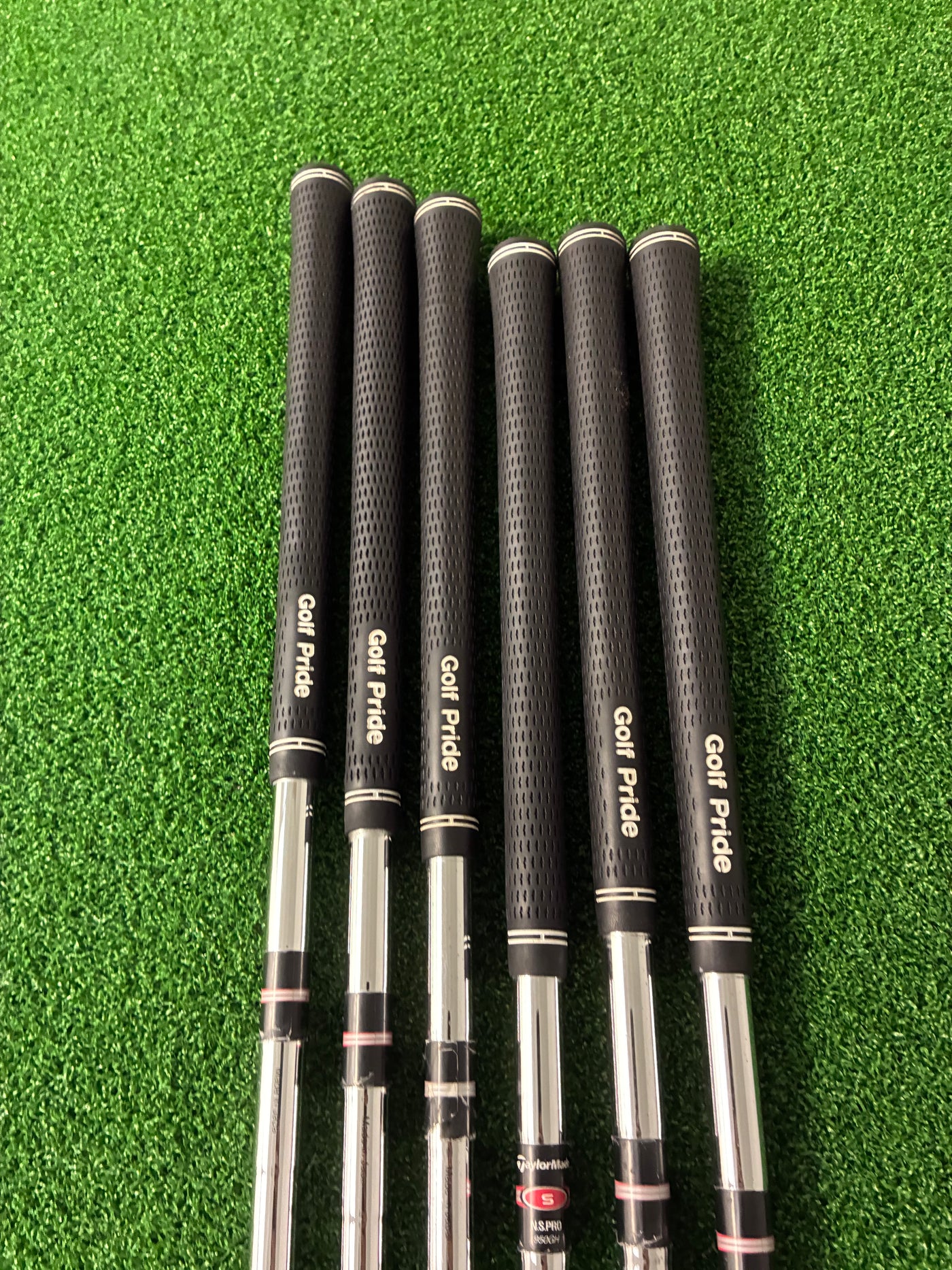 Taylormade R7 5-PW (Stiff)