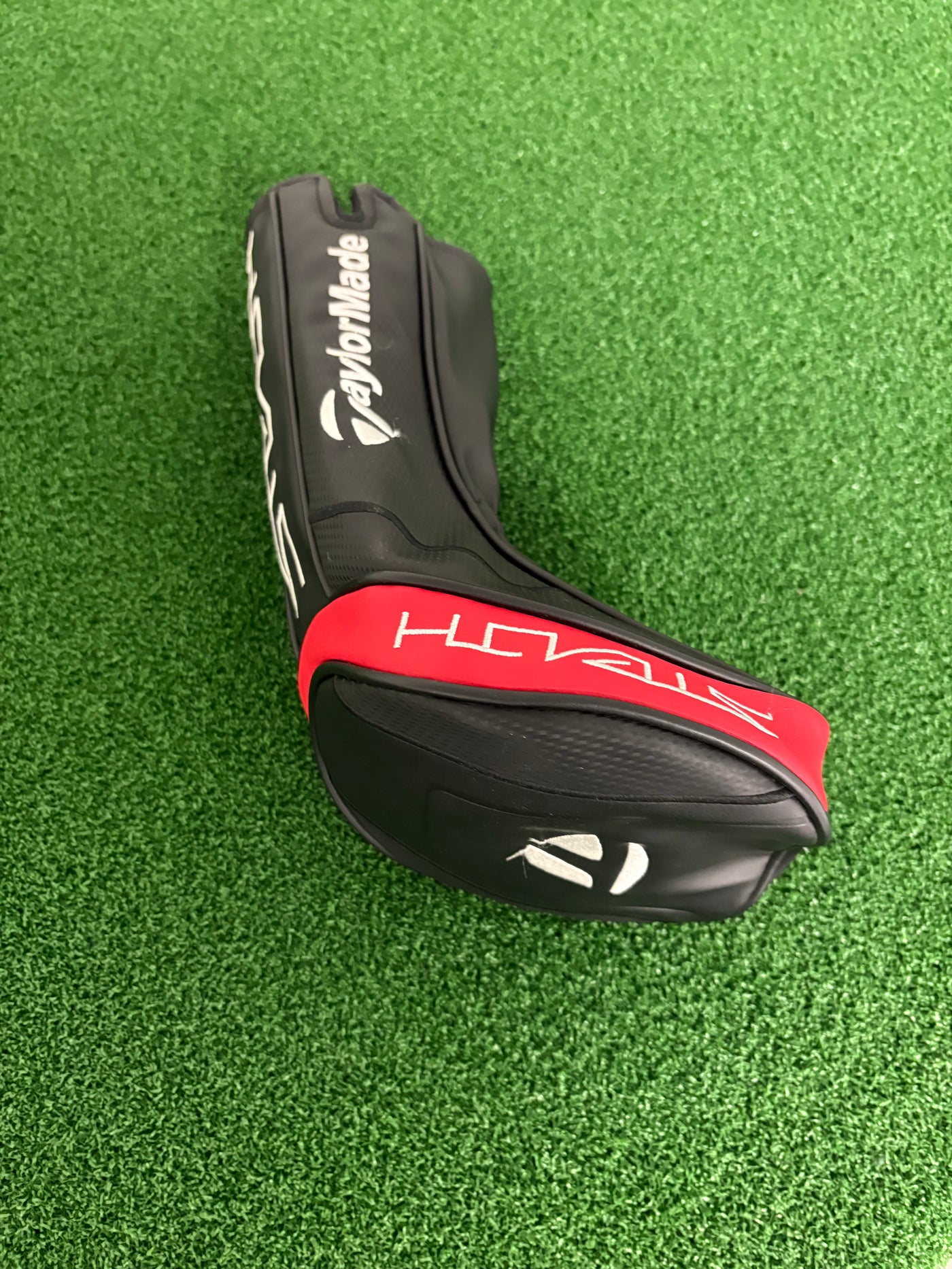 Taylormade Stealth 10.5* (Stiff/Regular)