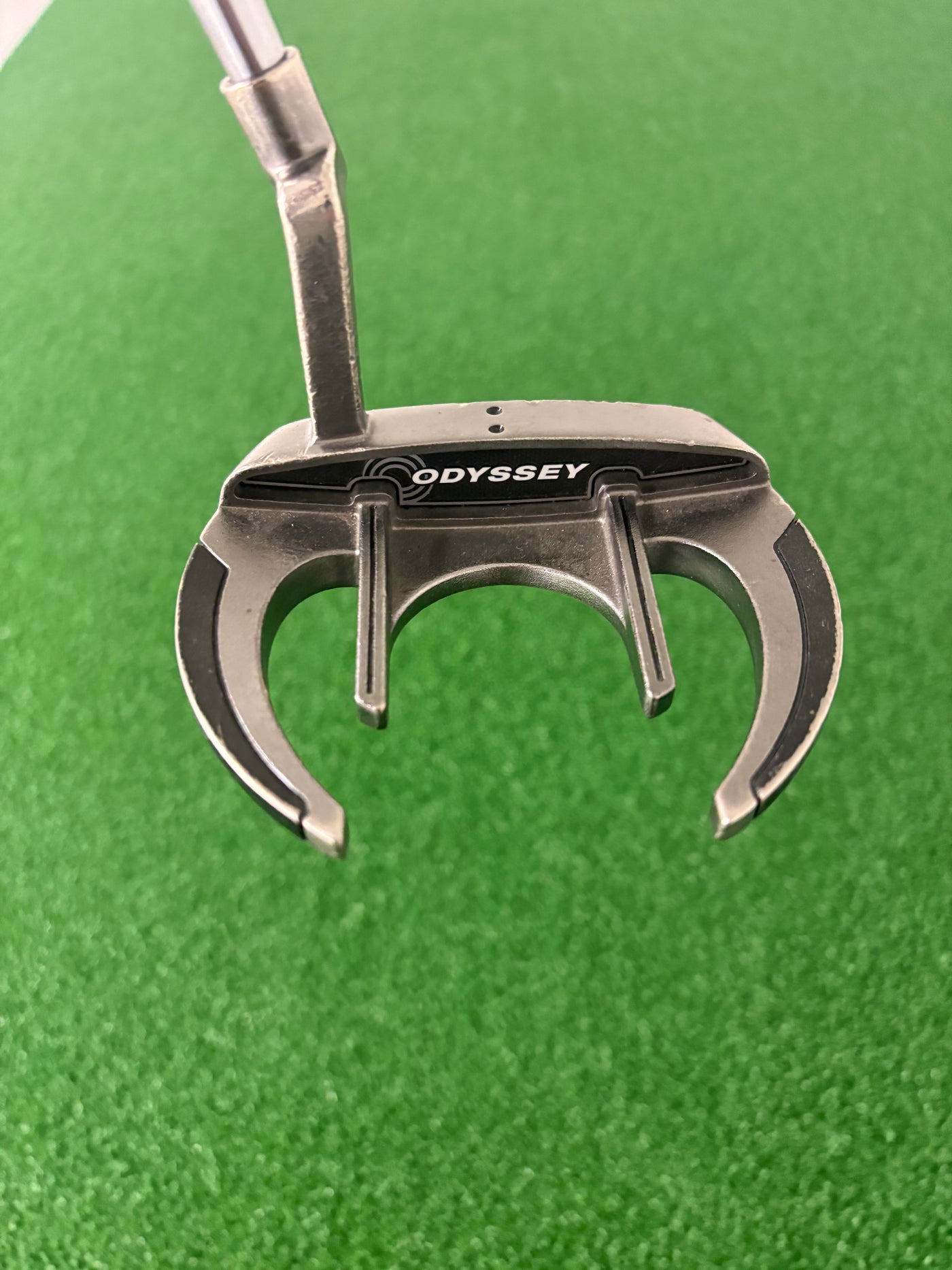 Odyssey White Ice Sabertooth 2 (34")
