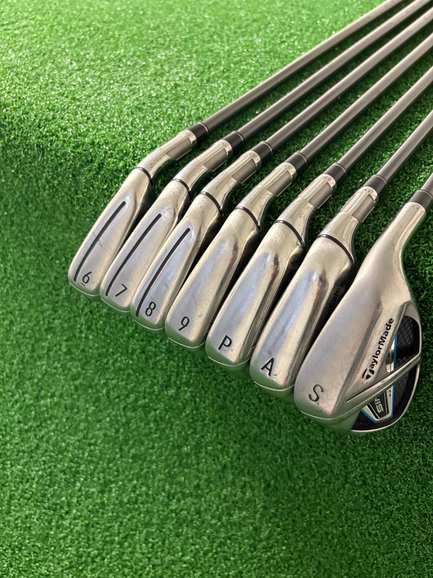 Taylormade Sim Max 6-PW + AW  + SW (Regular)