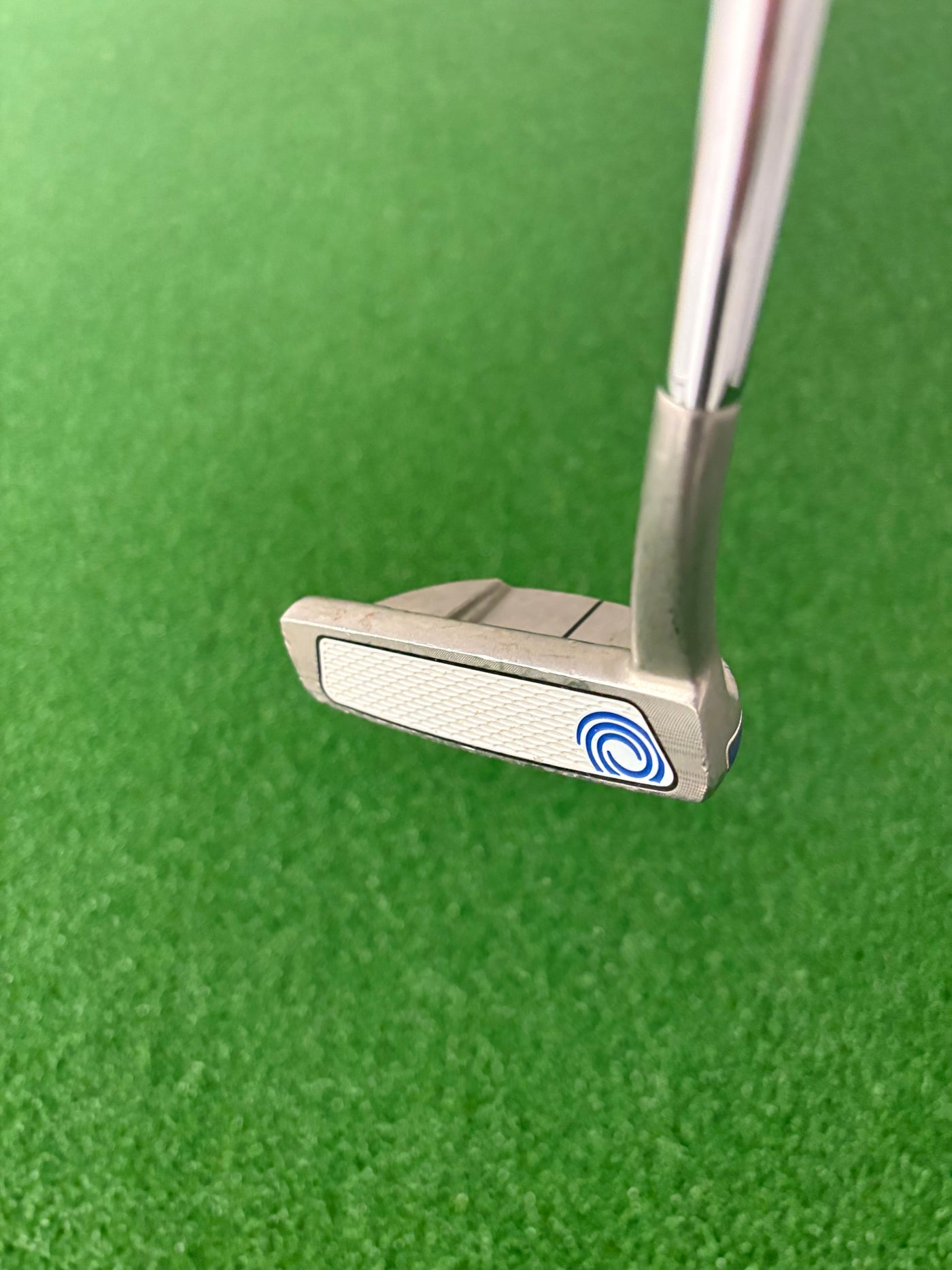 Odyssey White Hot RX #9 (34")