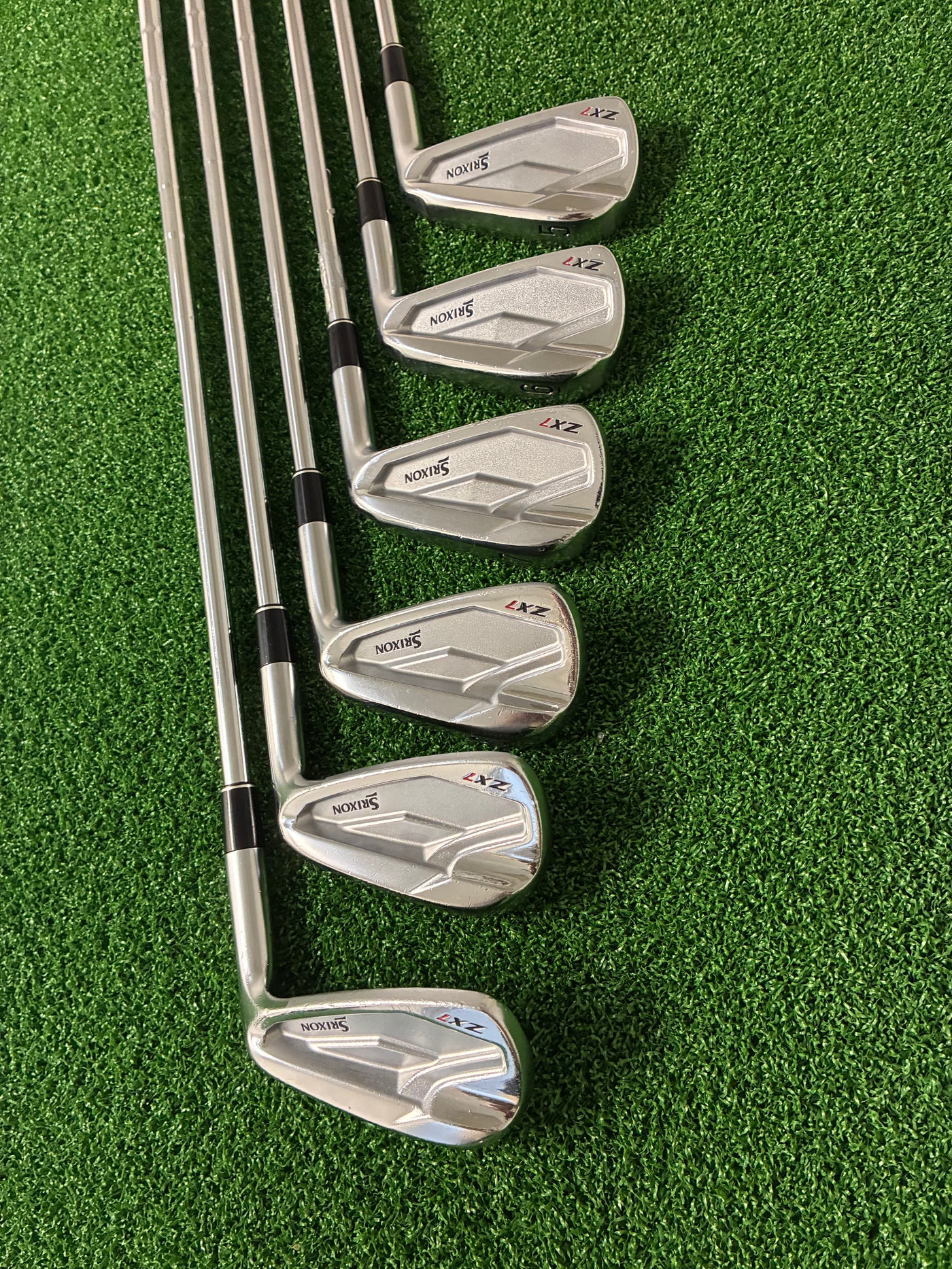 Srixon ZX7 5-PW (Stiff)