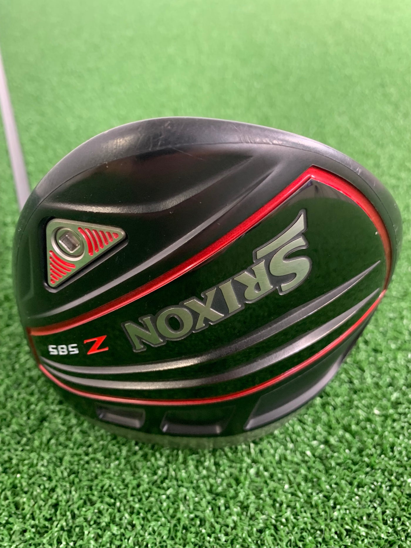 Srixon Z-585 9.5* (Stiff)