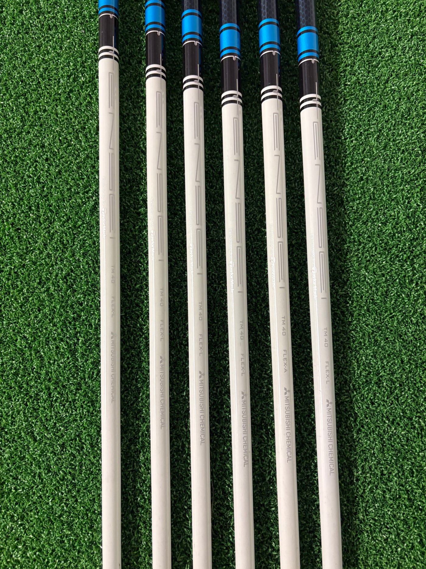 Taylormade Sim 2 Max 7-PW + AW + SW (Ladies)