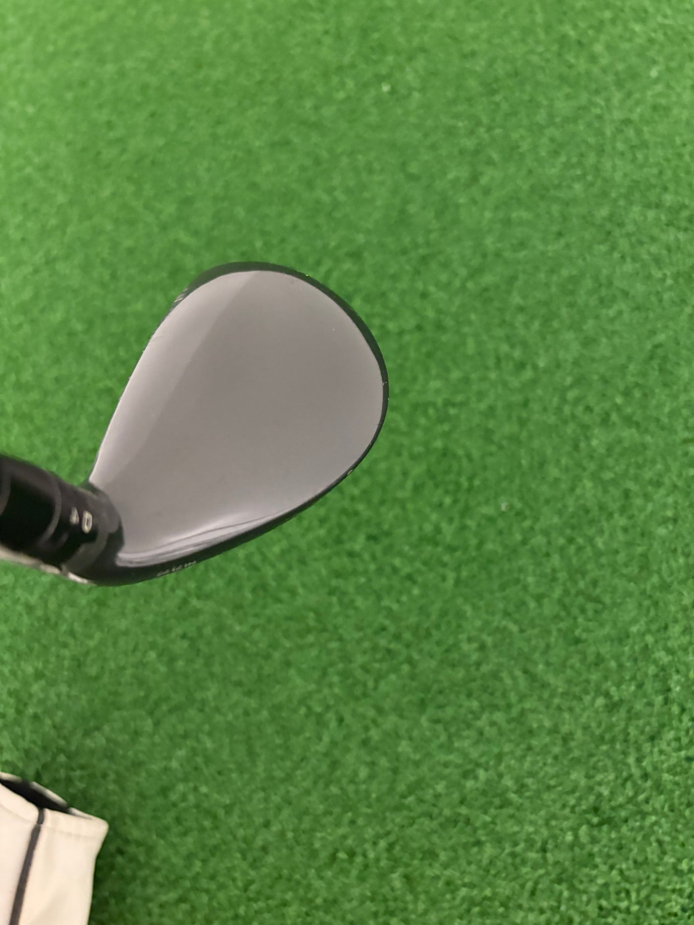 Titleist 818H1 23* 4 Hybrid (Stiff)