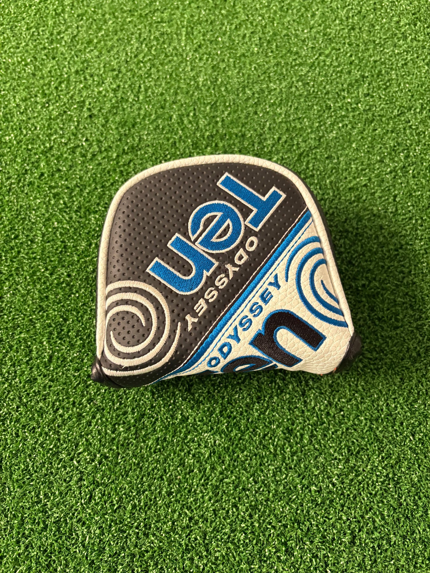 Odyssey 2-Ball Ten S (33")