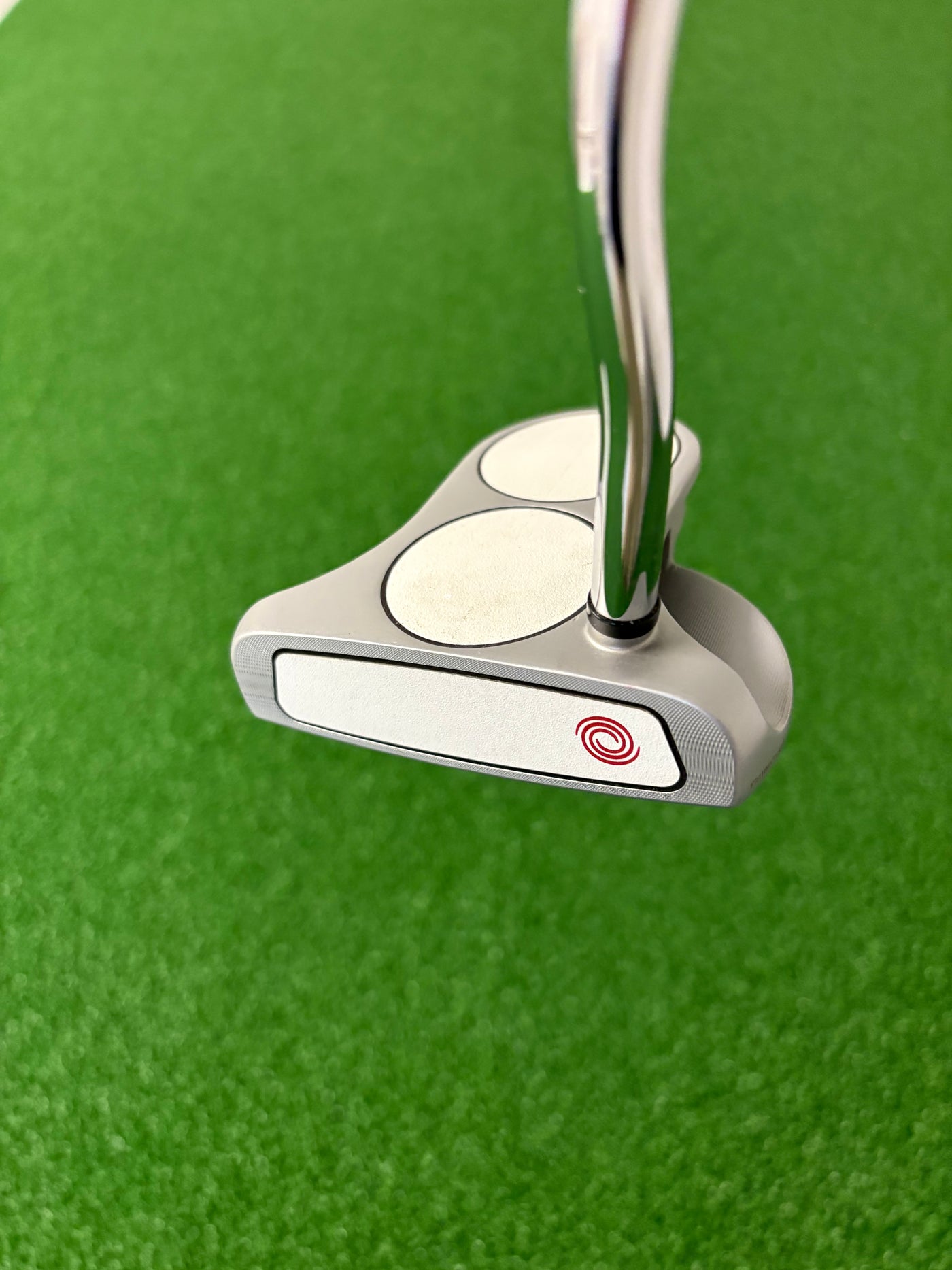 Odyssey White Hot OG 2-Ball (33")