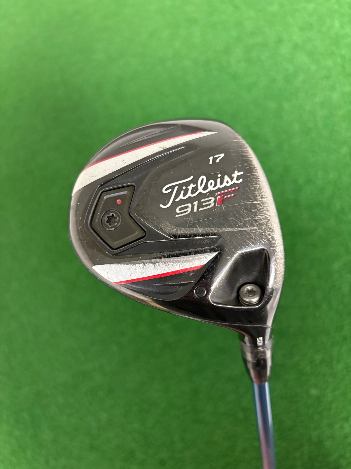 Titleist 913F 17* 4 Wood (Stiff)