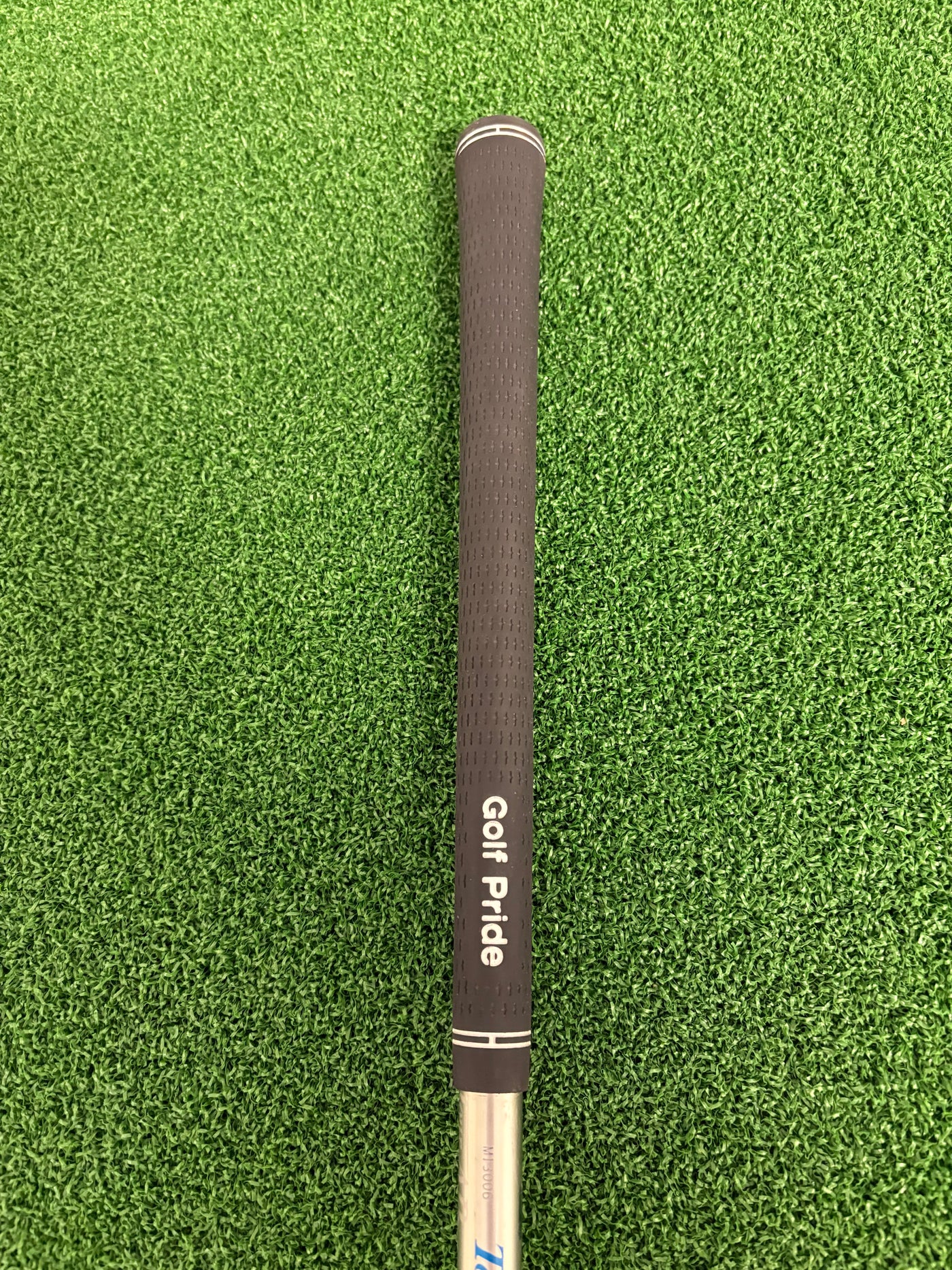 Titleist 913F 17* 4 Wood (Stiff)