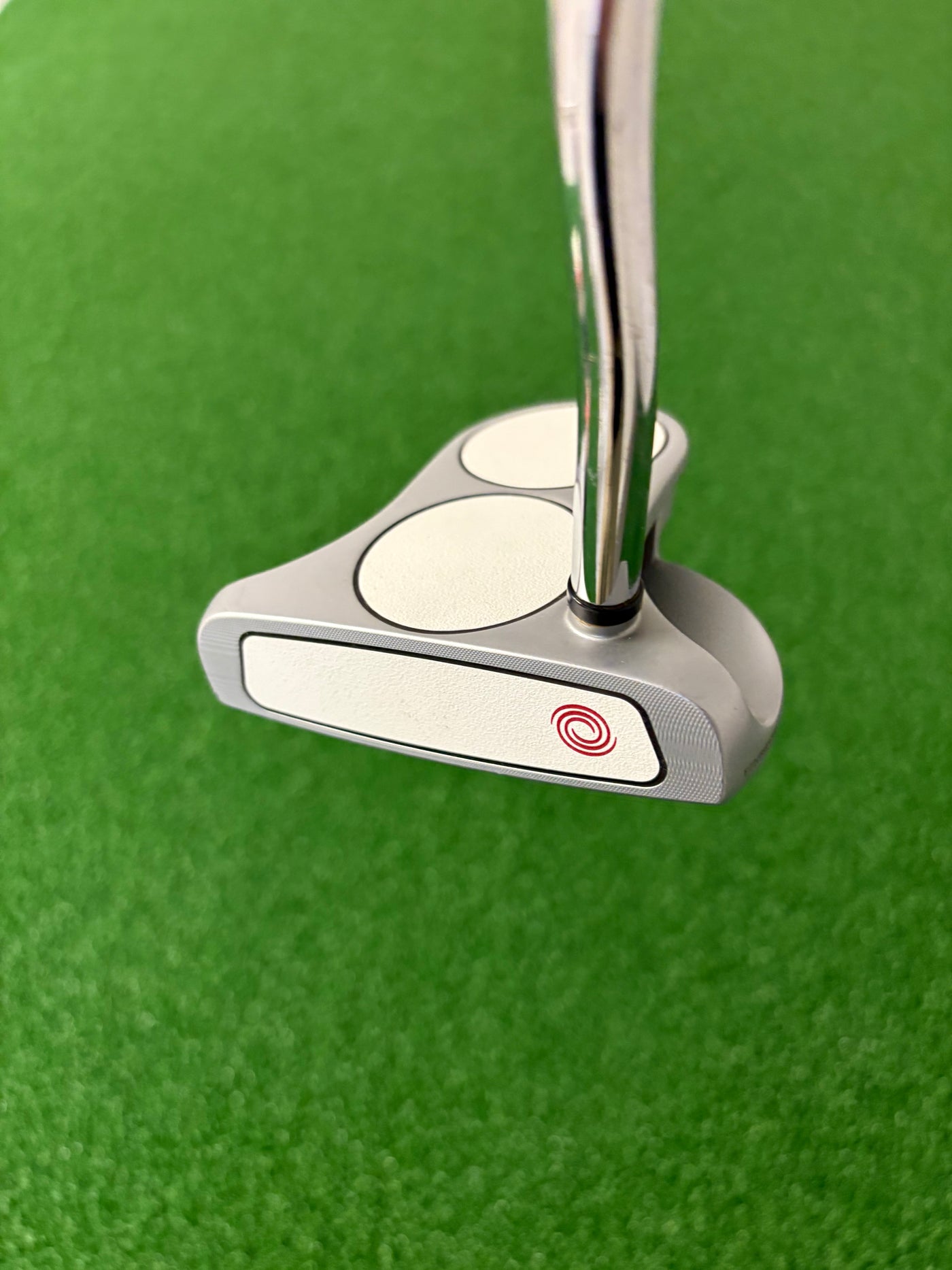 Odyssey White Hot OG 2-Ball (34")