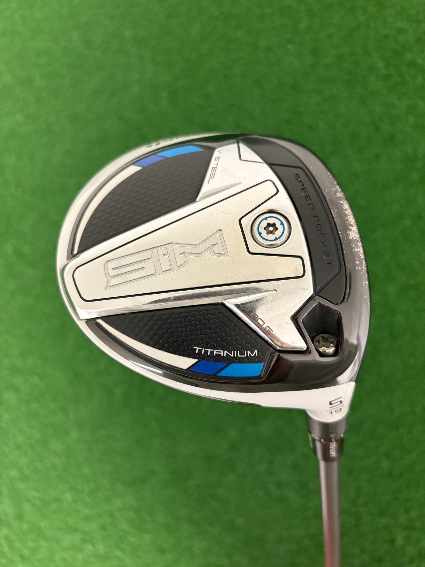 Taylormade Sim Titanium 19* 5 Wood (Regular)