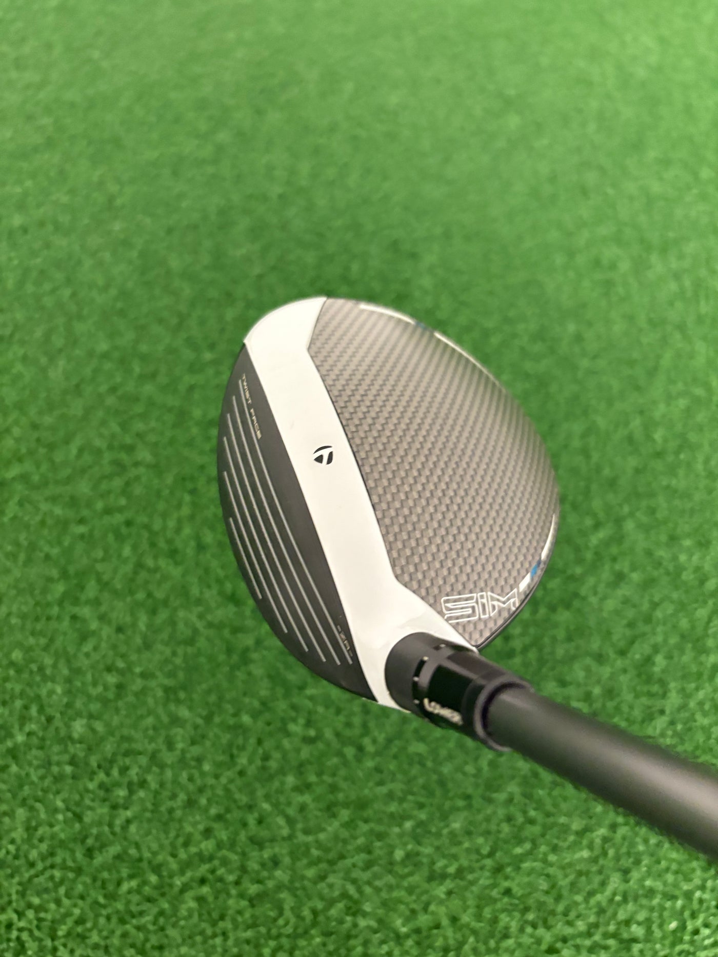 Taylormade Sim Titanium 19* 5 Wood (Regular)