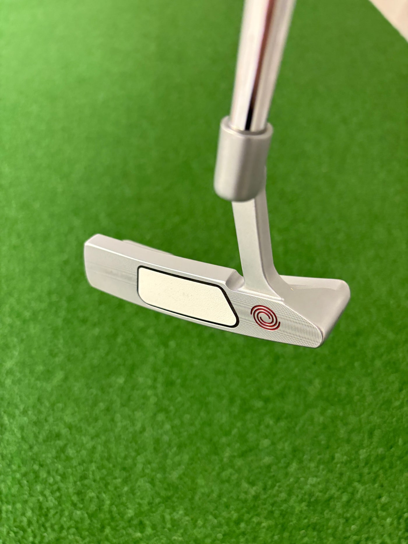 Odyssey White Hot OG #2 (34")