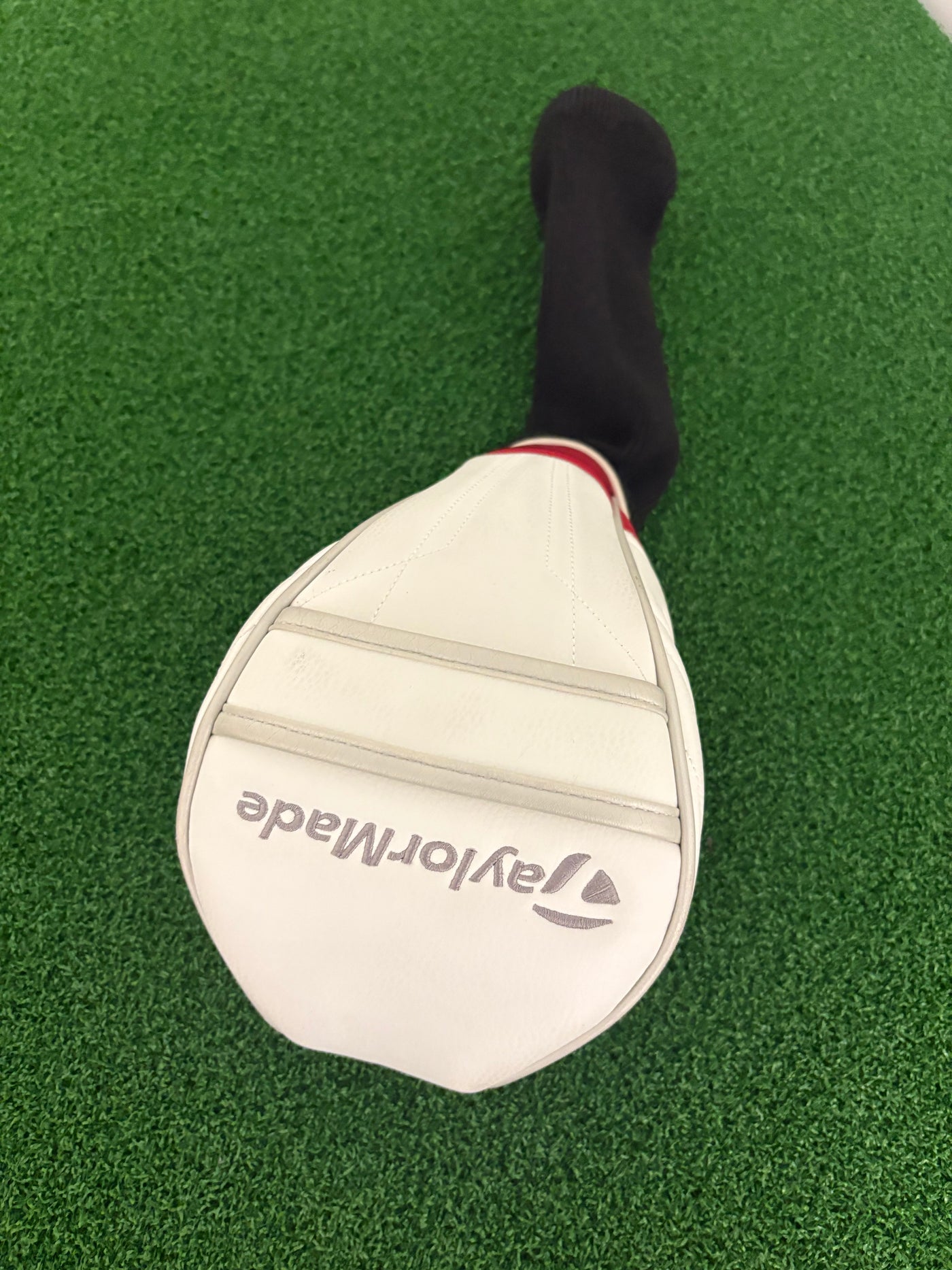 Taylormade Aero Burner 11* (Stiff/Regular)