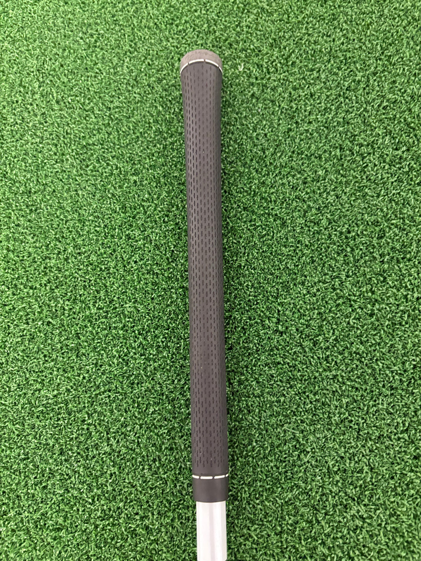 Titleist 915D2 9.5* (Stiff)