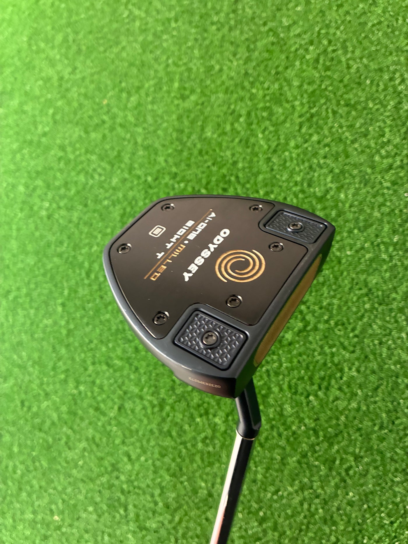Odyssey AI-ONE Milled Eight T CH (34")