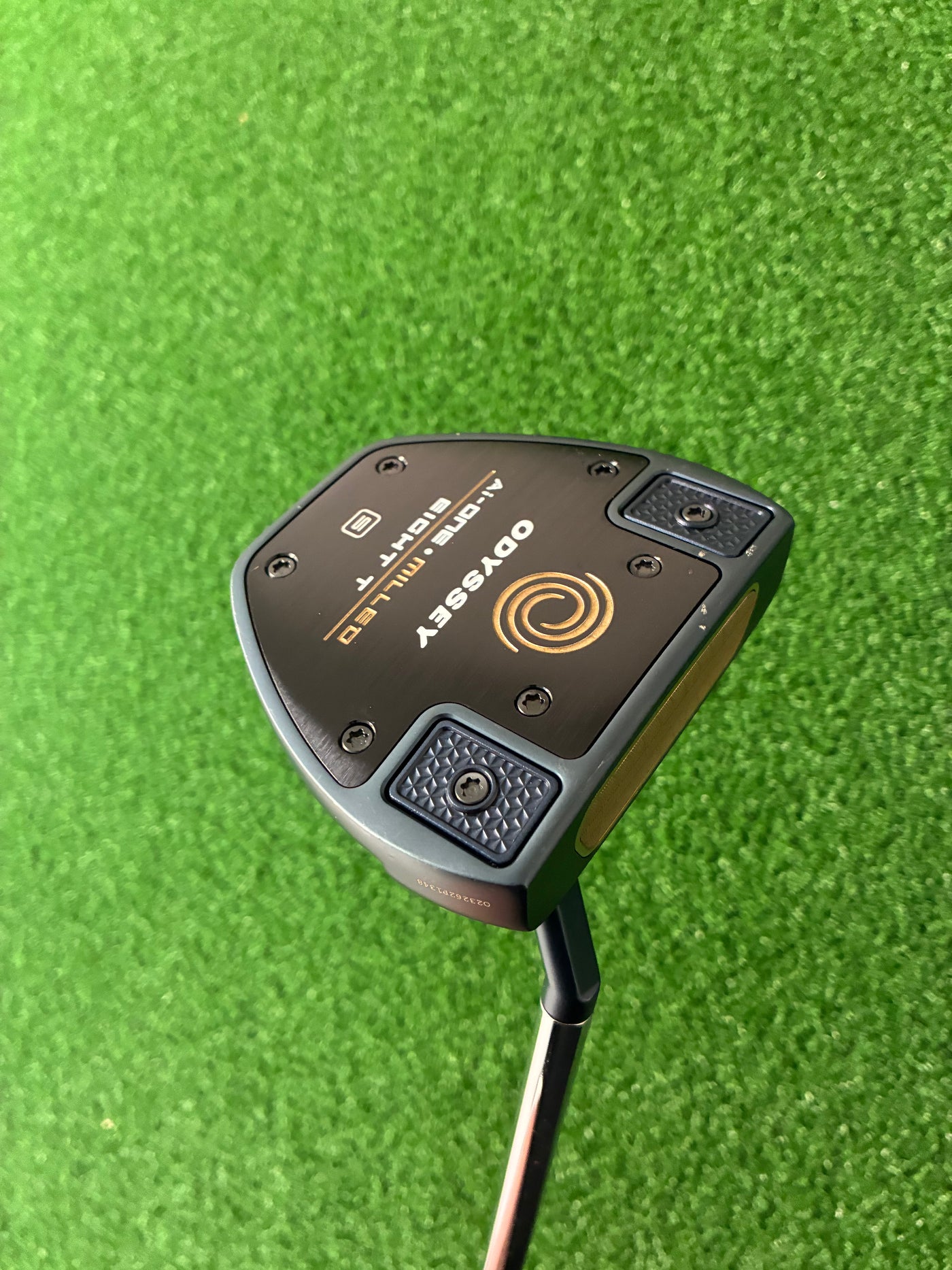 Odyssey AI-ONE Milled Eight T CH (34")