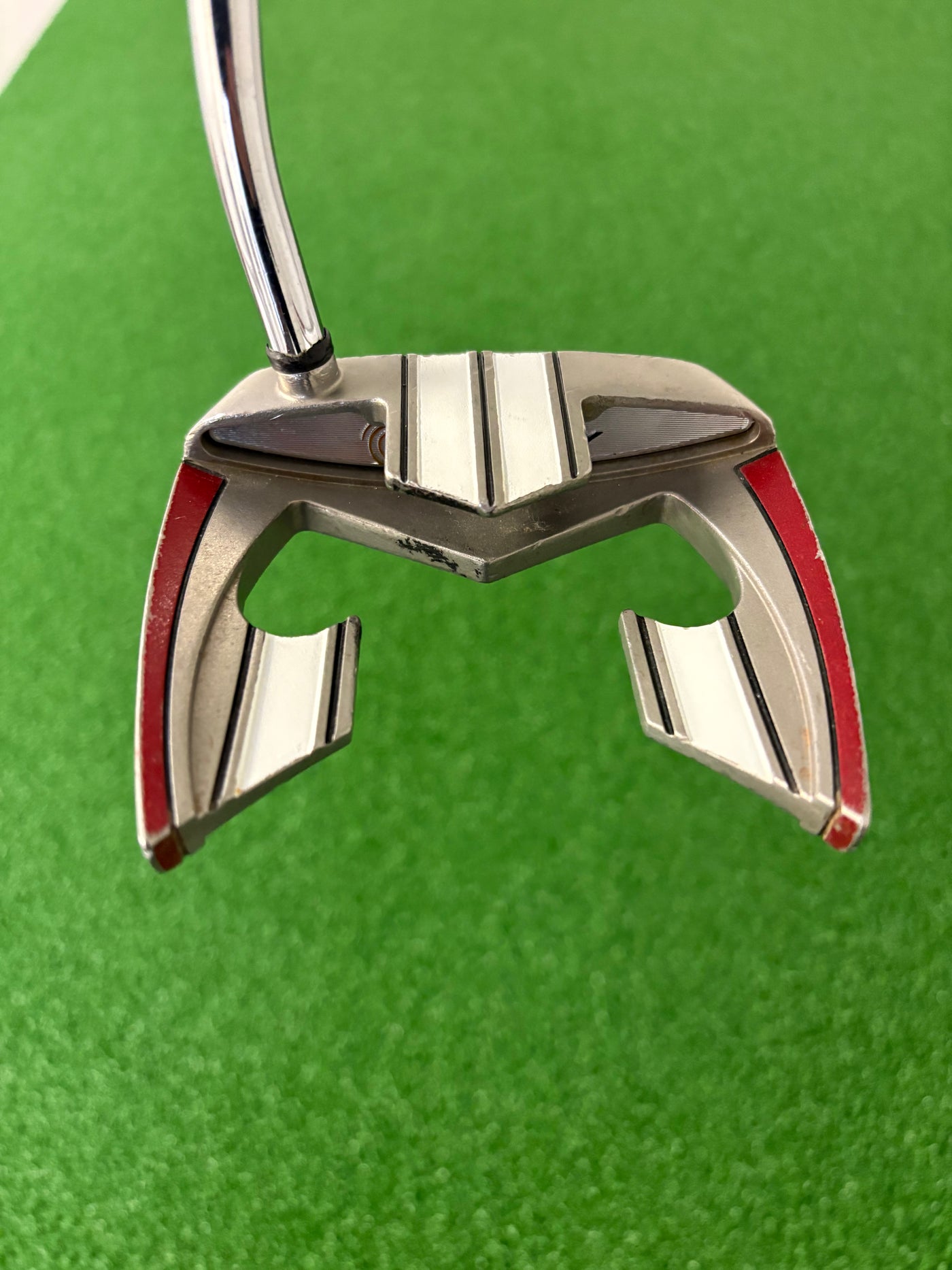 Odyssey White Hot XG Teron (34")