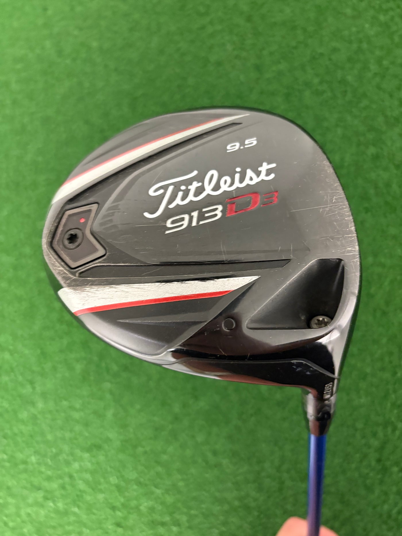Titleist 913D3 9.5* (Stiff)