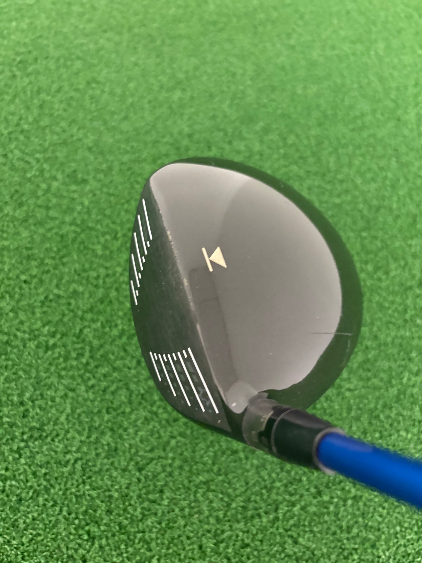 Titleist 913D3 9.5* (Stiff)