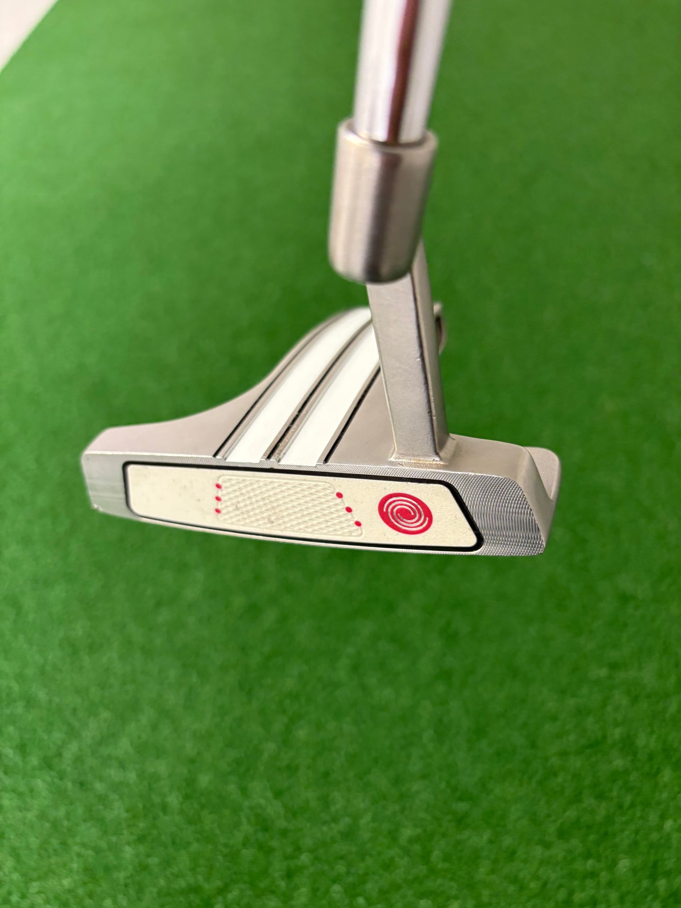 Odyssey White Hot XG Marksman (33")