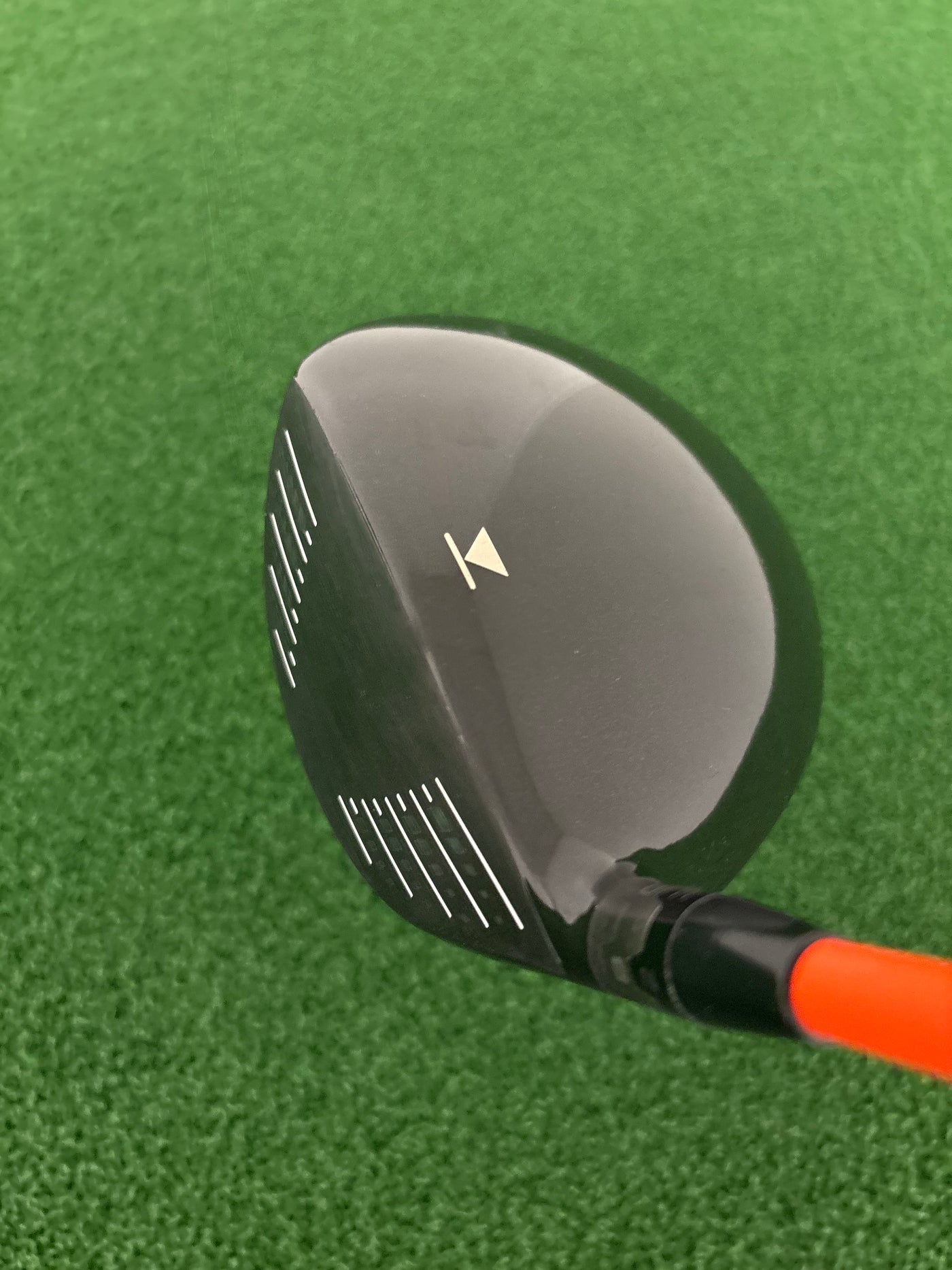 Titleist 913D3 9.5* (Stiff)