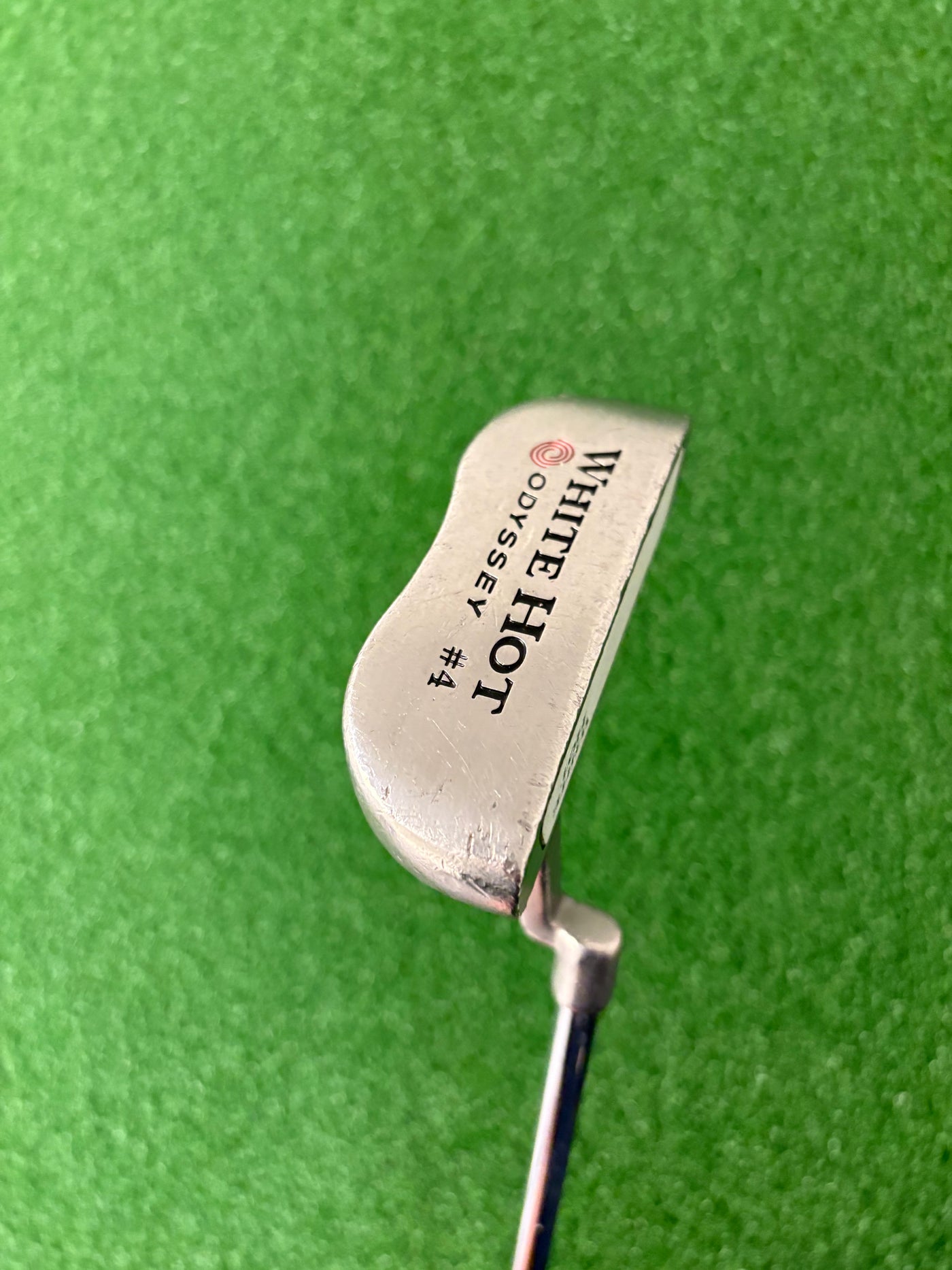 Odyssey White Hot #4 (34")