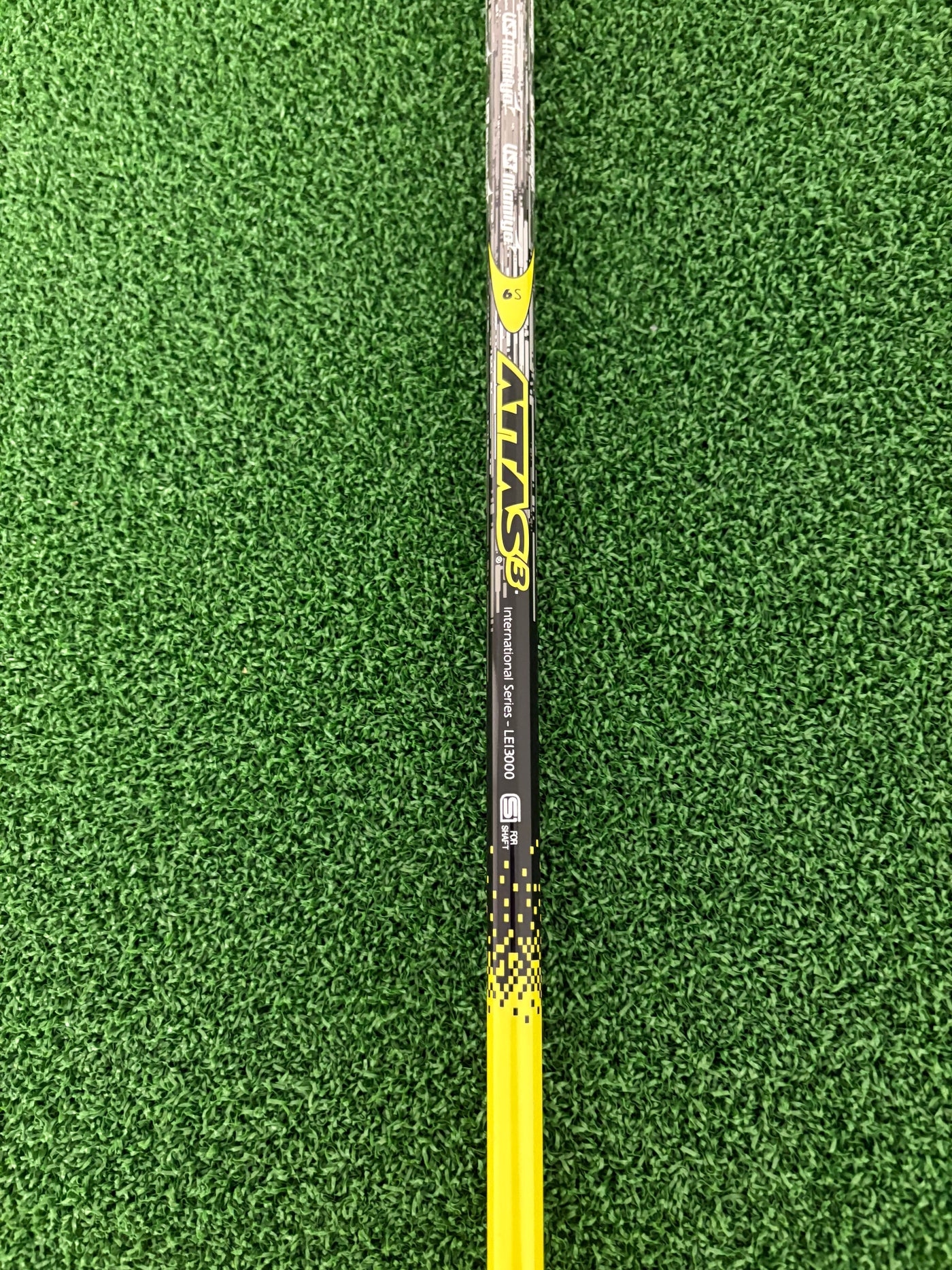 Taylormade R11S 9.0* (Stiff)