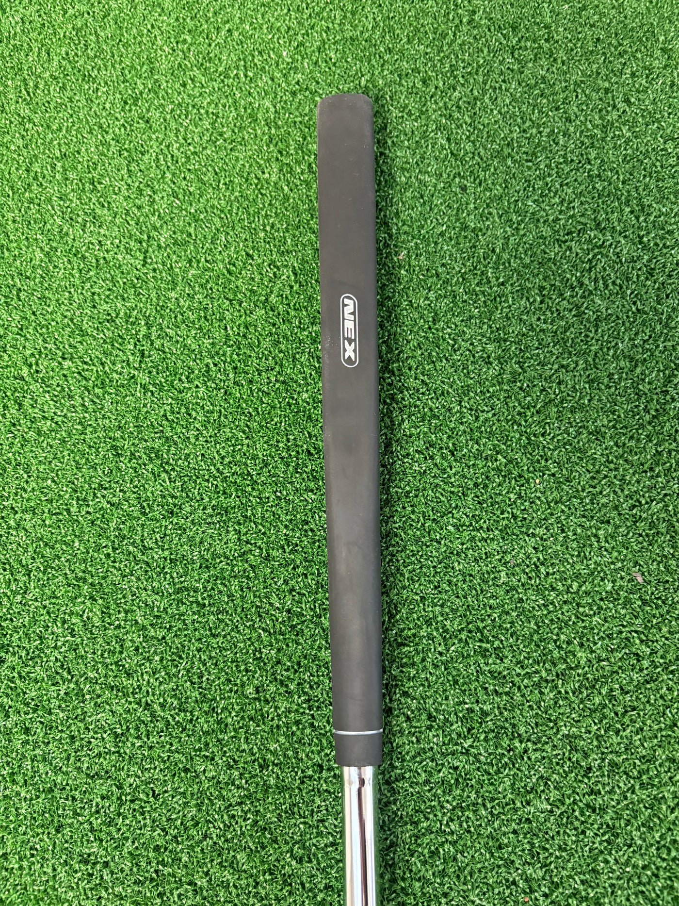 Odyssey White Hot RX Rossie (33")