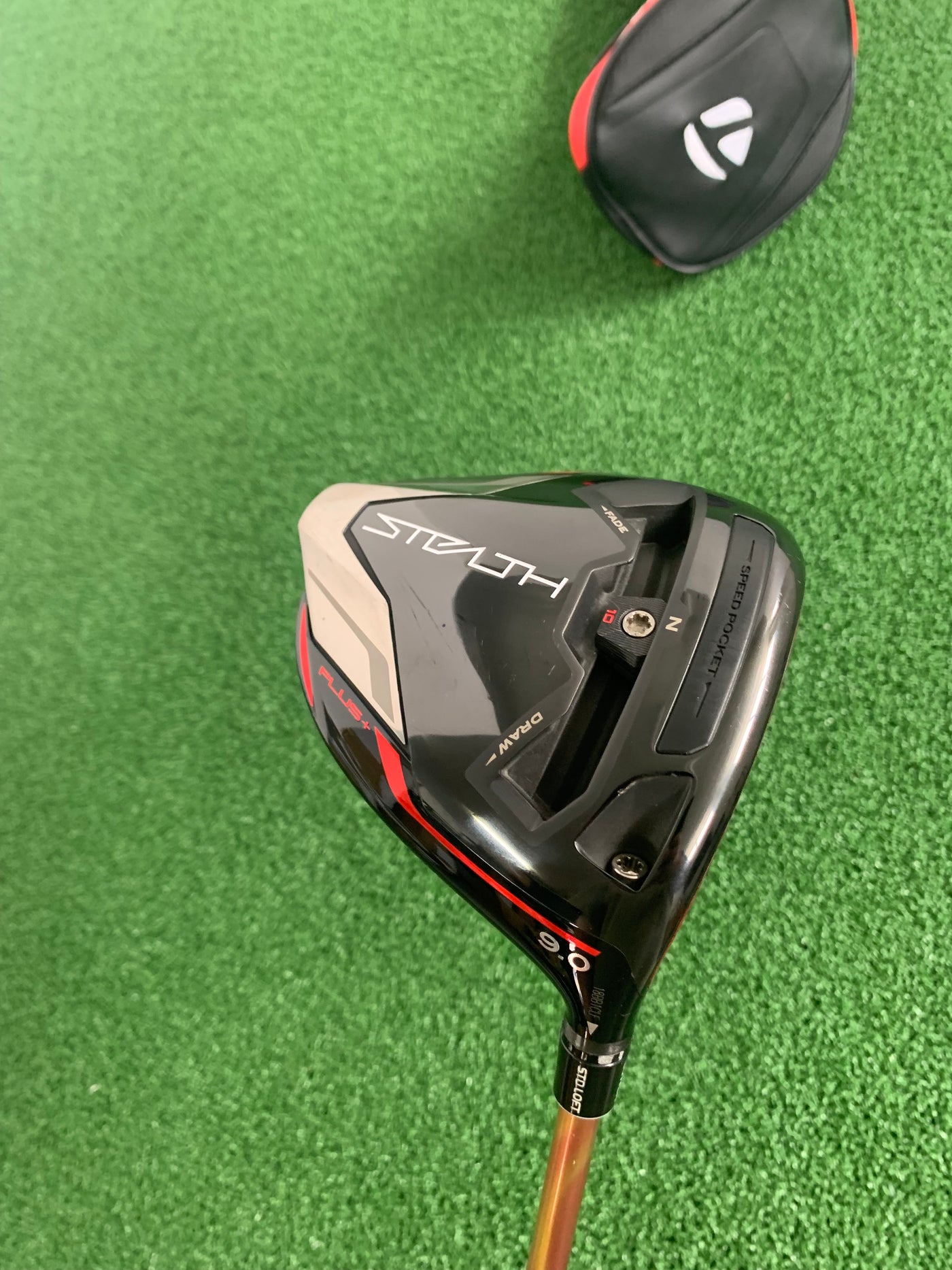 Taylormade Stealth Plus 9.0* (Stiff)