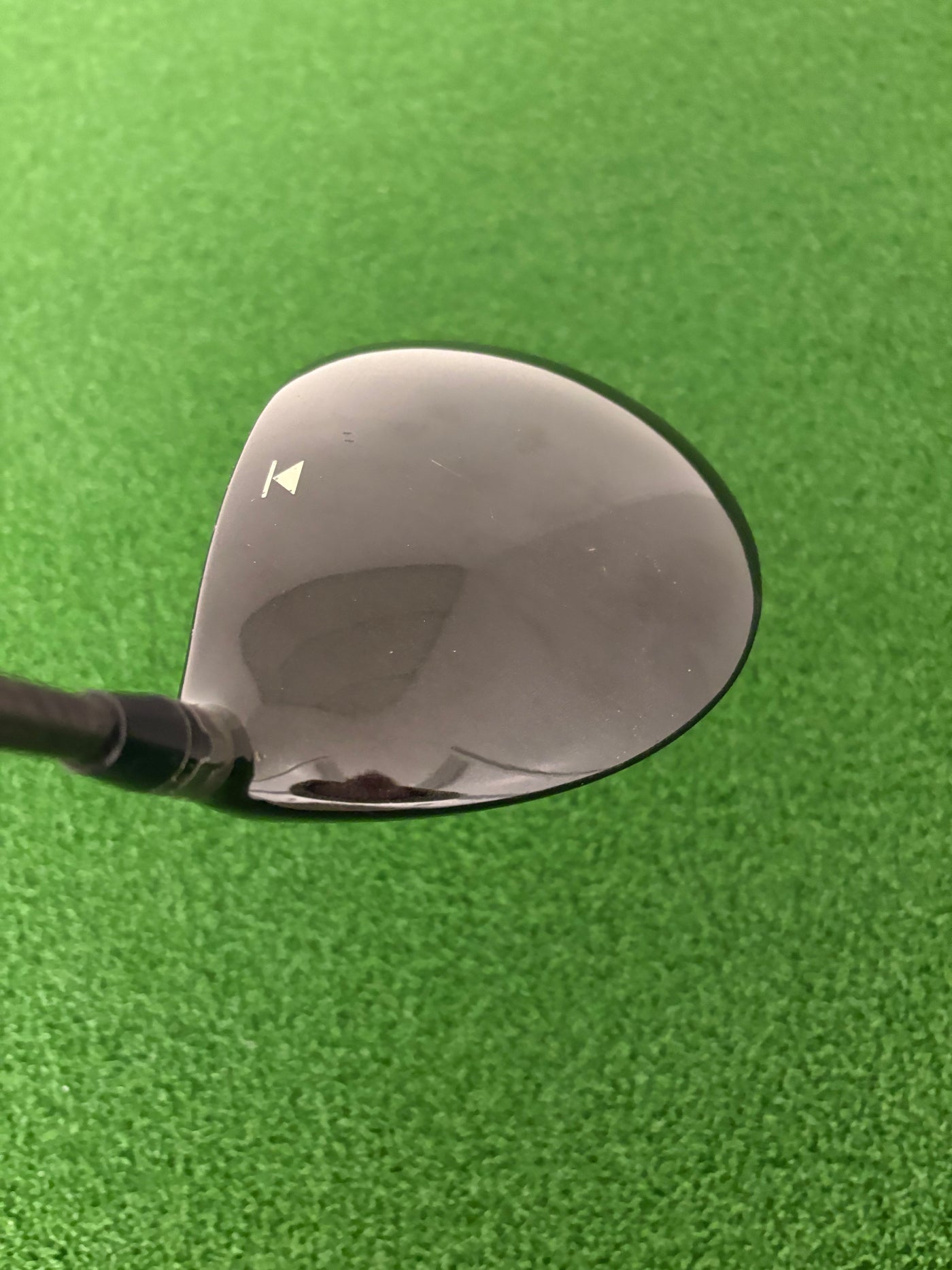Titleist 913D2 9.5* (Stiff)