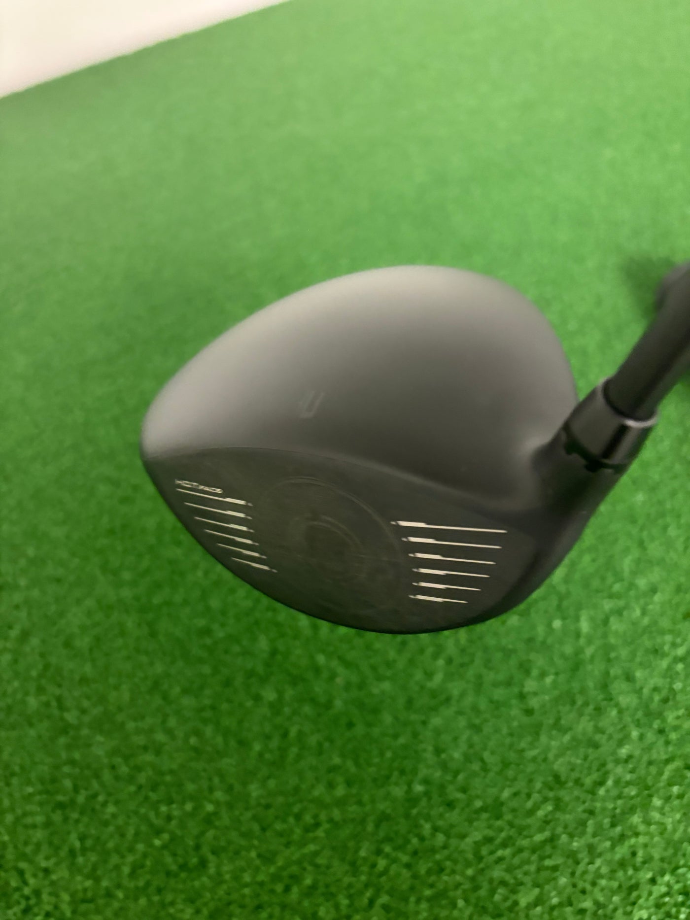 Cobra Dark Speed LS 10.5* (Stiff)