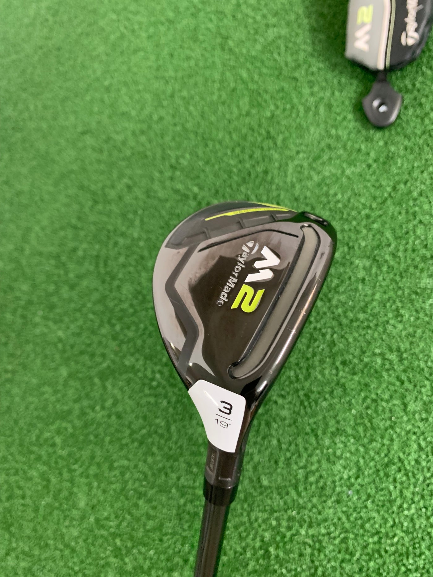 Taylormade M2 (2017) 19* 3 Hybrid (Stiff)