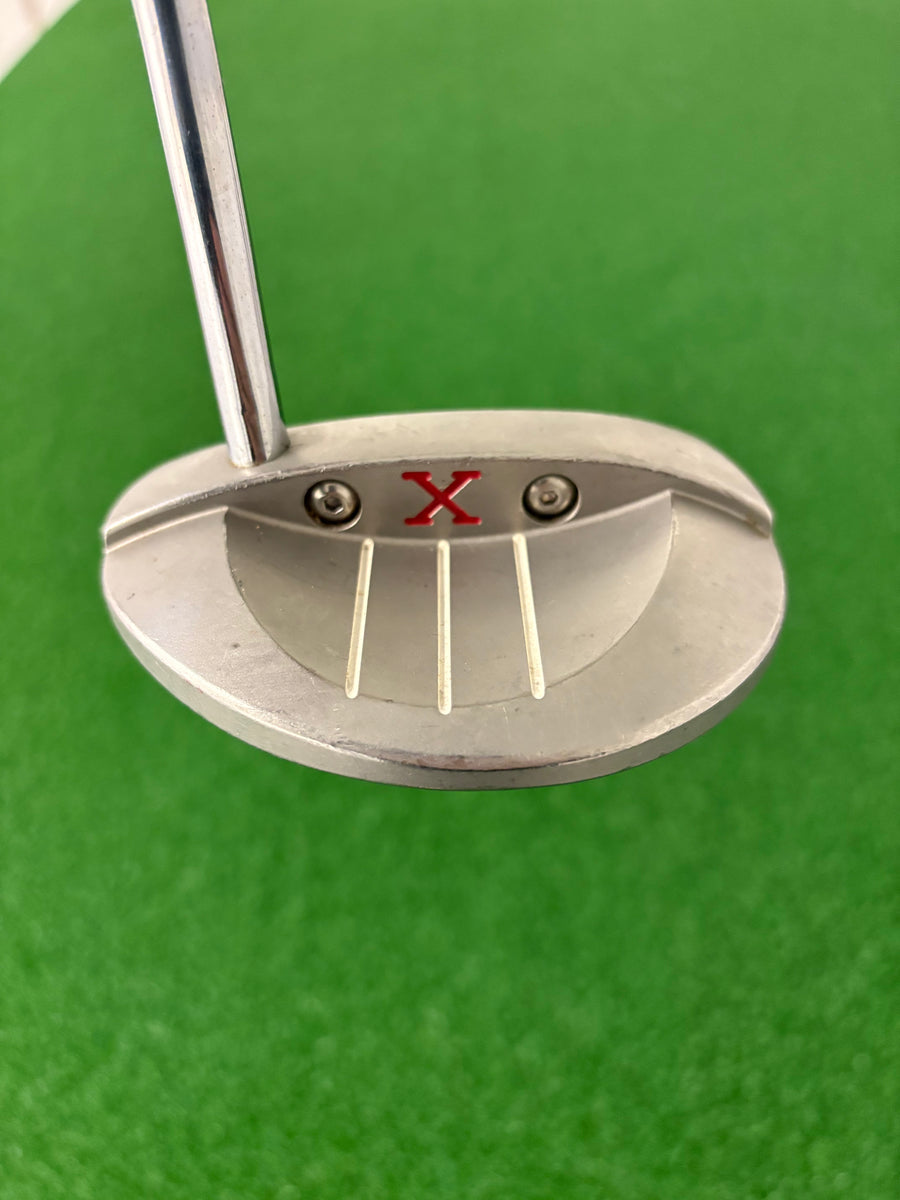 Scotty Cameron Red X (35")