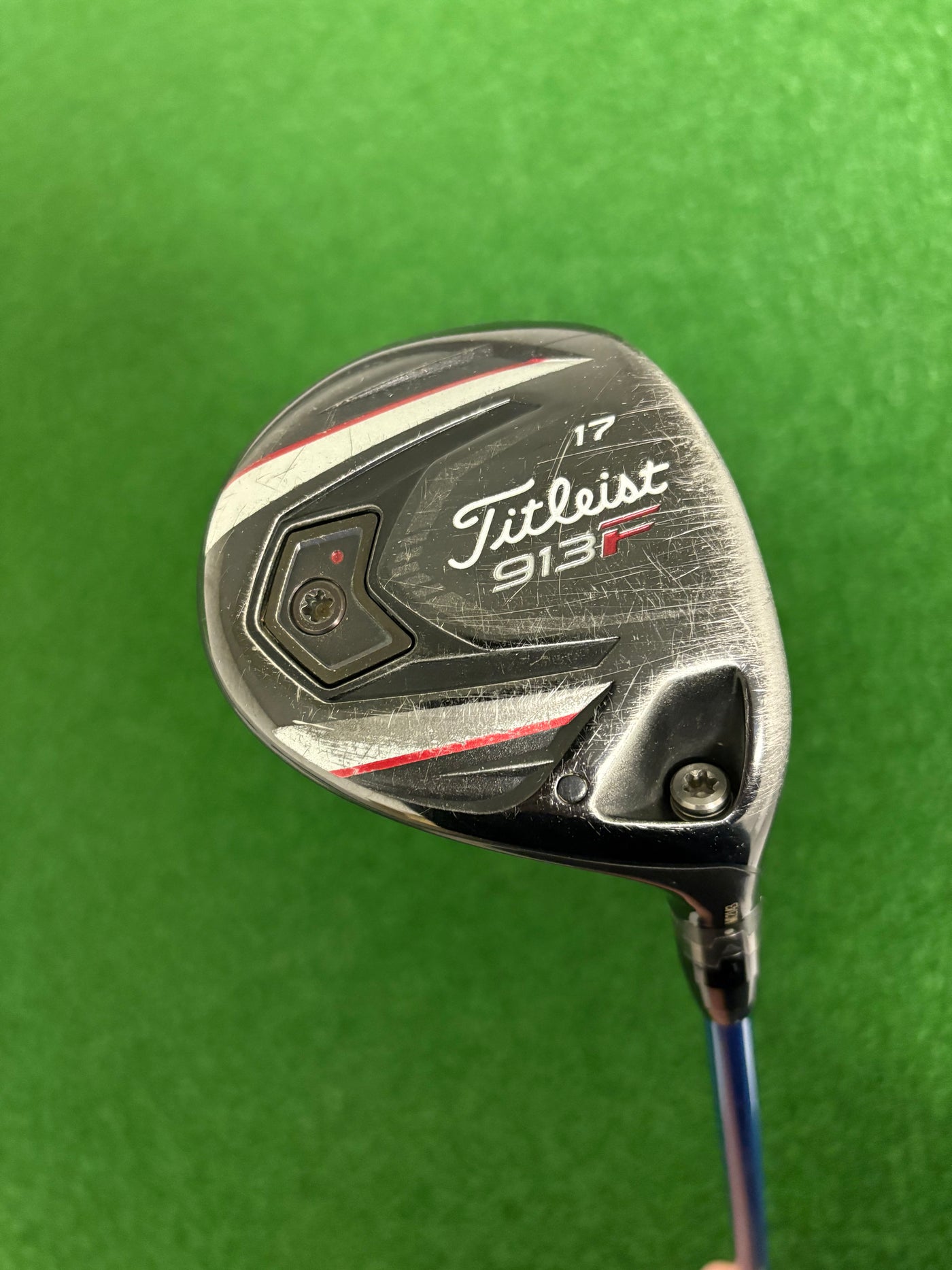Titleist 913F 17* 4 Wood (Stiff)