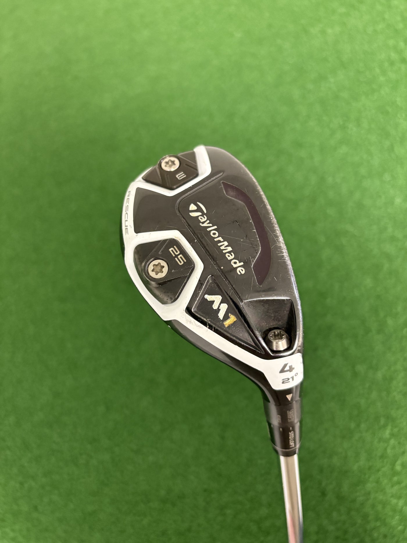 Taylormade M1 21* 4 Hybrid (Stiff)