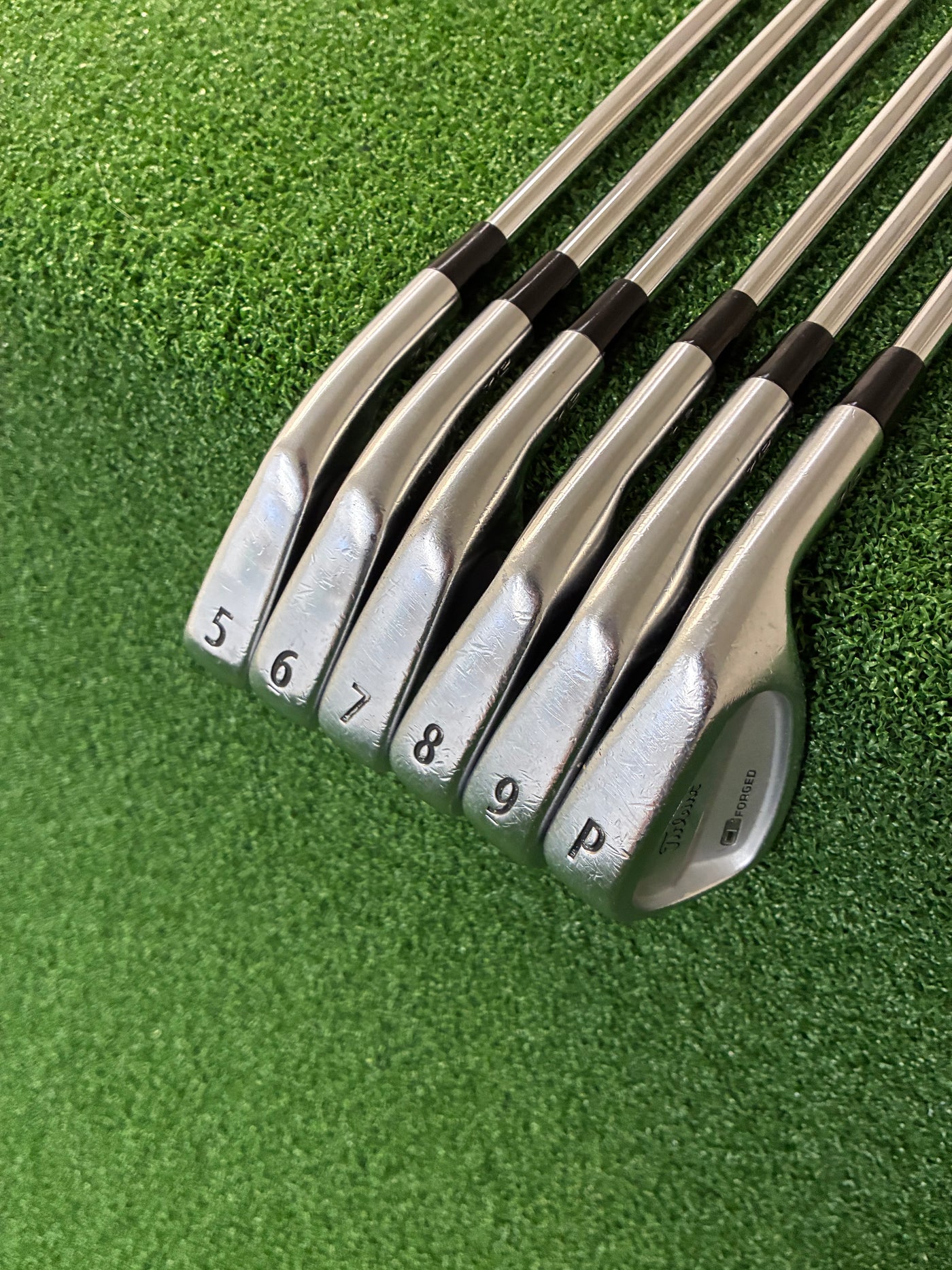 Titleist 712CB 5-PW (Stiff)